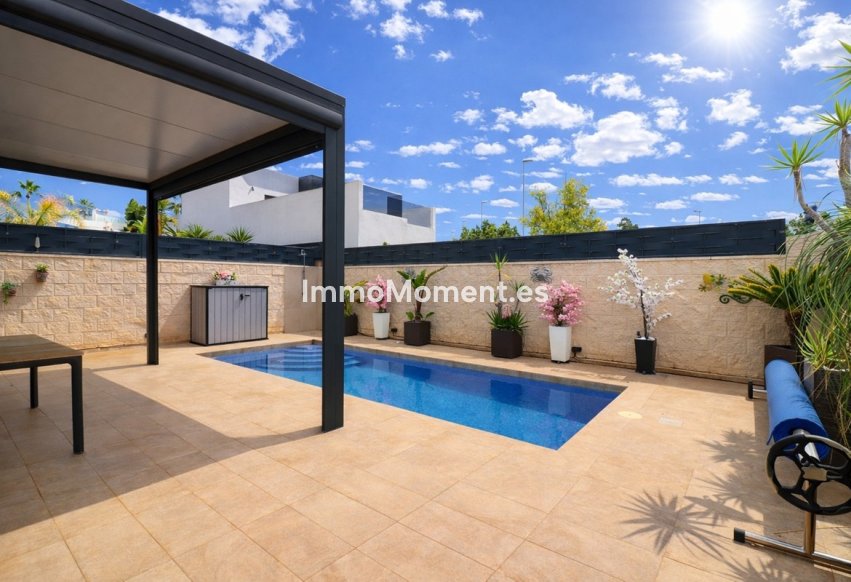 Resale - Villa - Benijofar