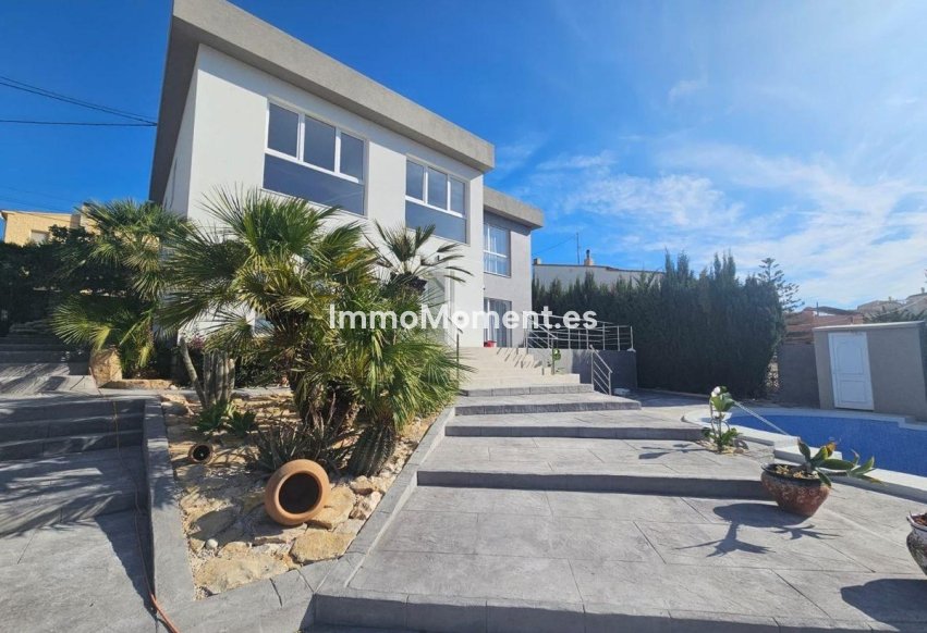 Resale - Villa - Calpe - Calpe Centro