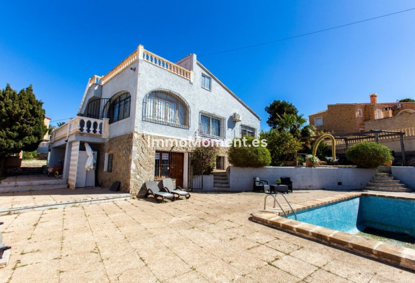 Resale - Villa - Calpe - Calpe Centro