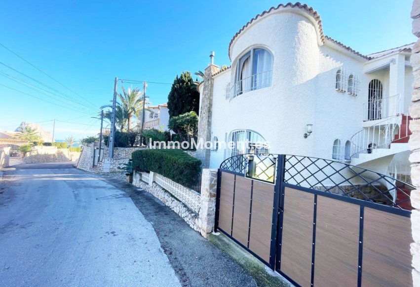 Resale - Villa - Calpe - Calpe Centro