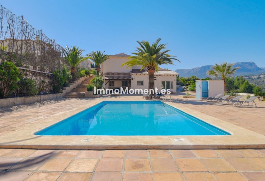 Resale - Villa - Calpe - Calpe Centro