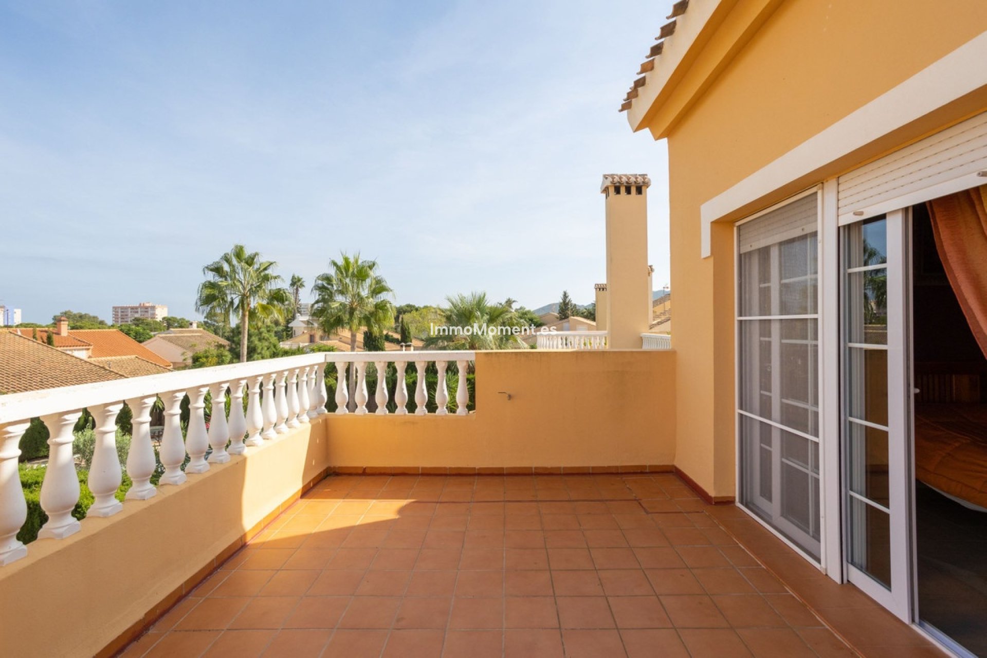 Resale - Villa - Cartagena - Playa Honda
