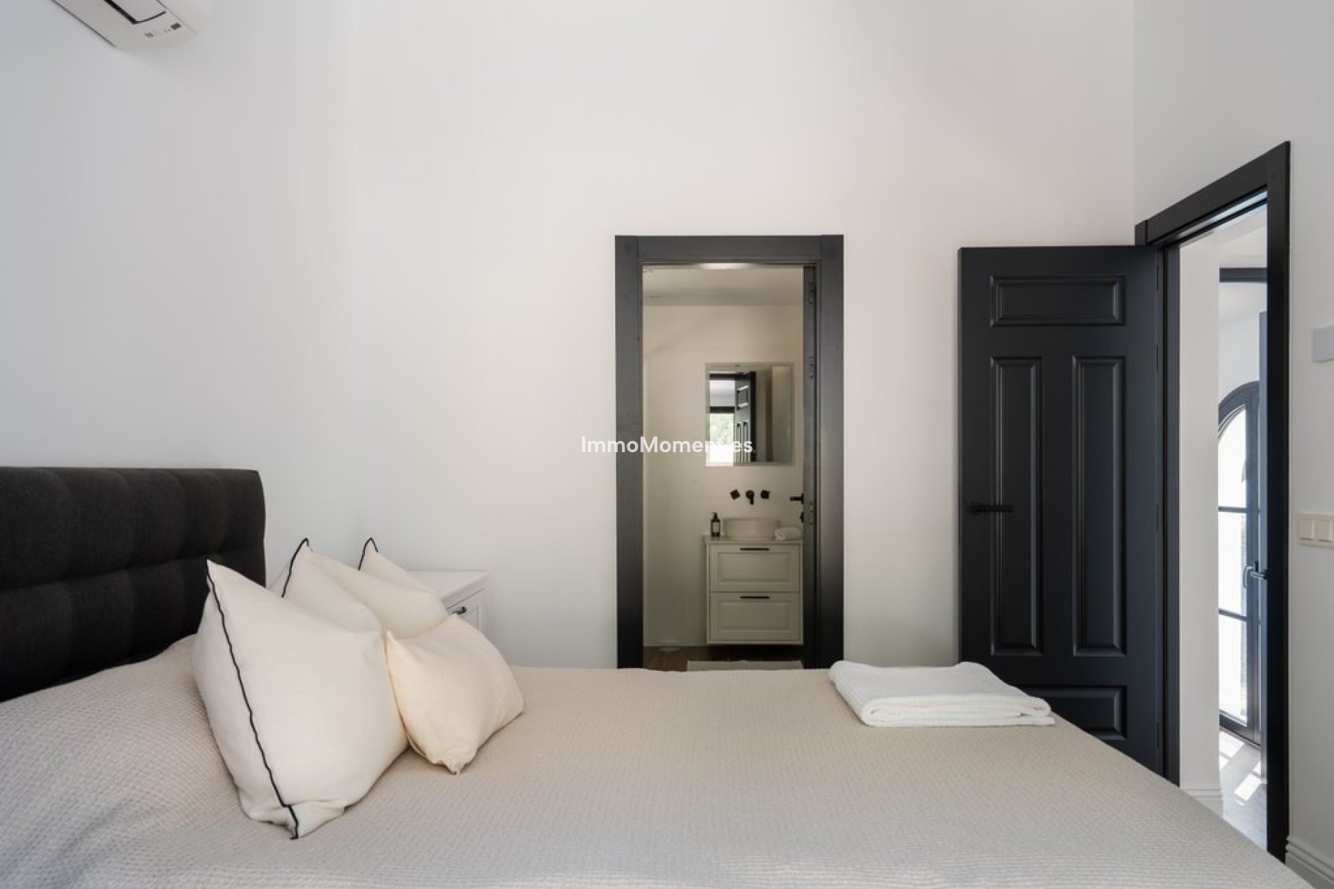 Resale - Villa - Casares - Casares Centro