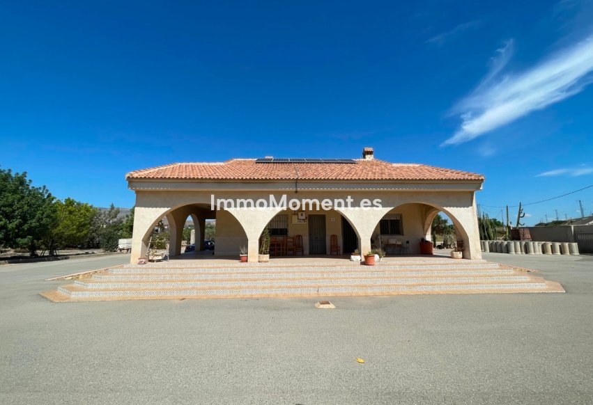 Resale - Villa - Crevillente - Crevillente - Crevillent Centro