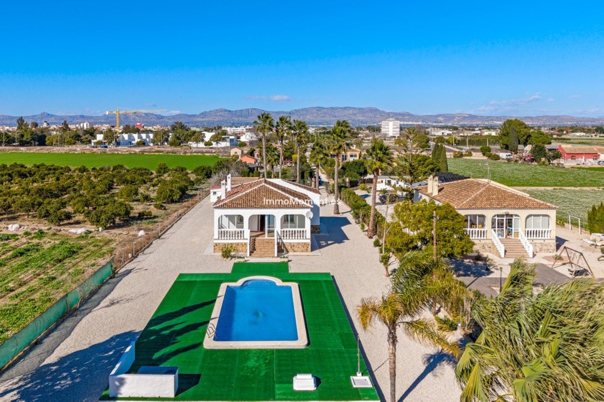 Resale - Villa - Dolores - Dolores Centro