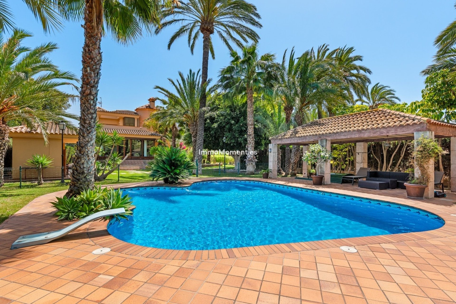 Resale - Villa - Elche - Elche Centro