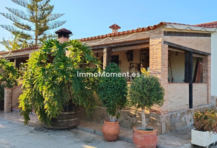 Resale - Villa - Elche - Las Bayas