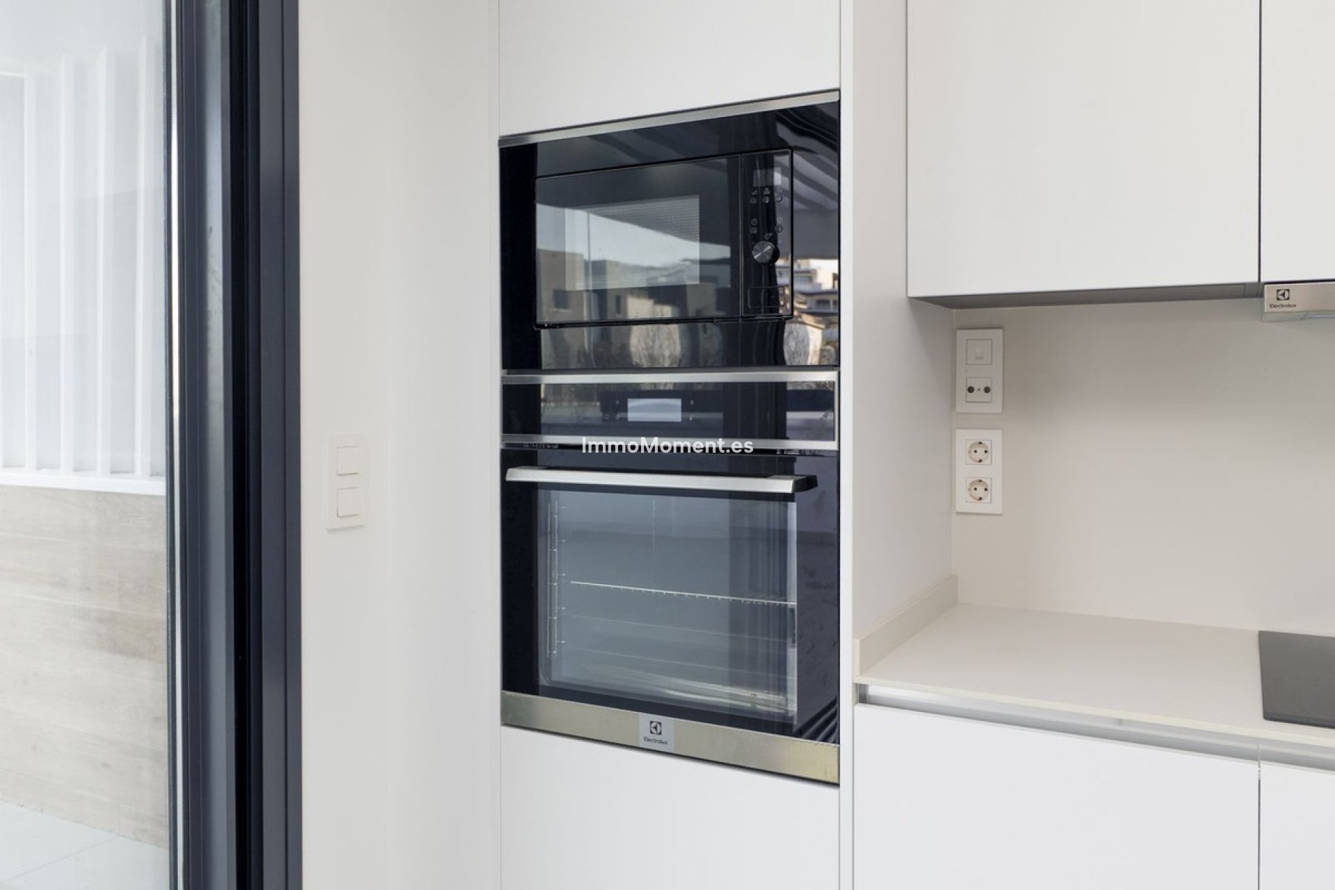 Resale - Villa - Estepona - Atalaya