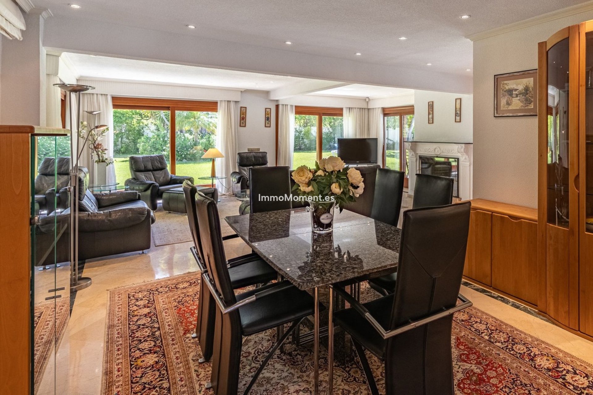 Resale - Villa - Estepona - Cancelada