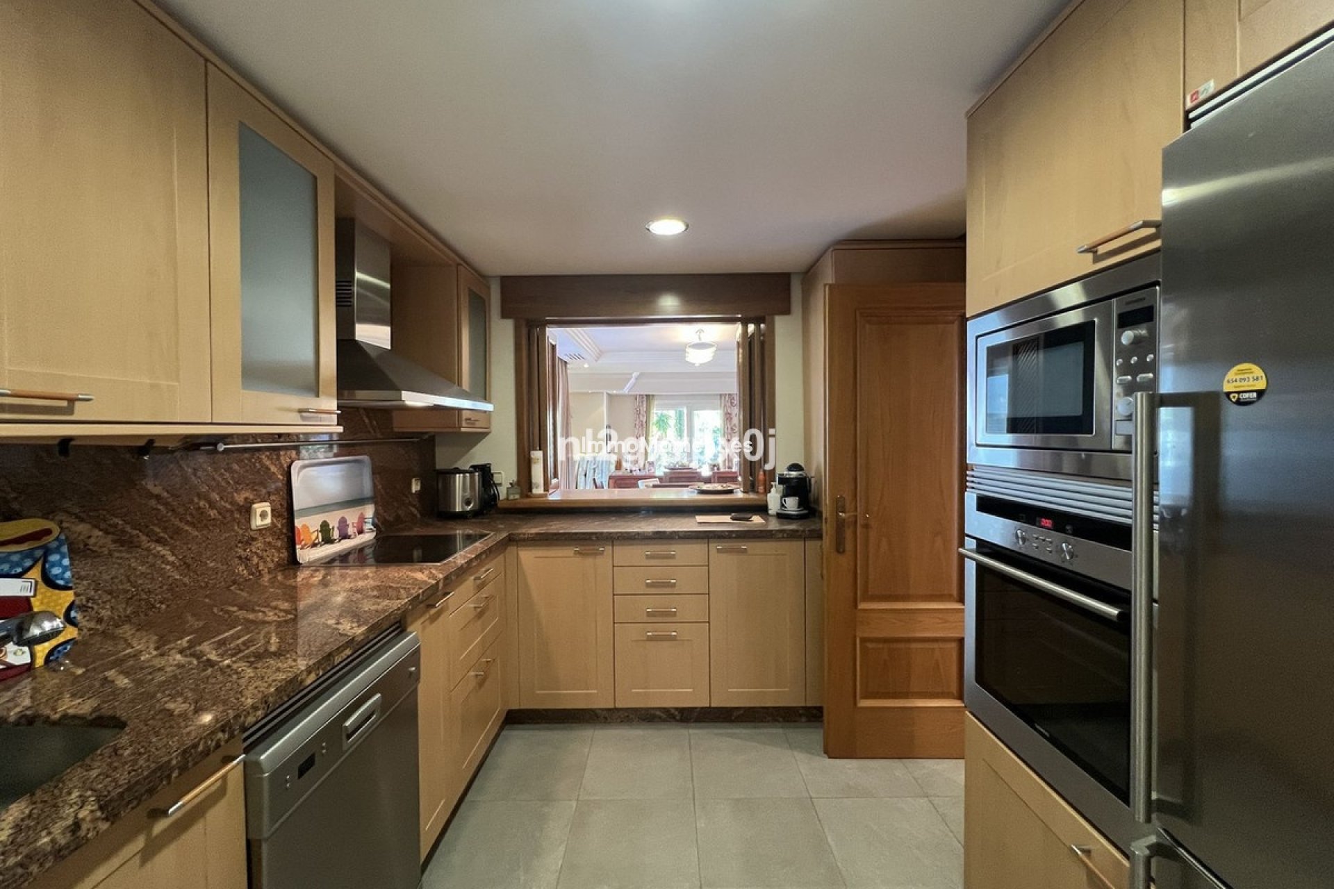 Resale - Villa - Estepona - Costalita