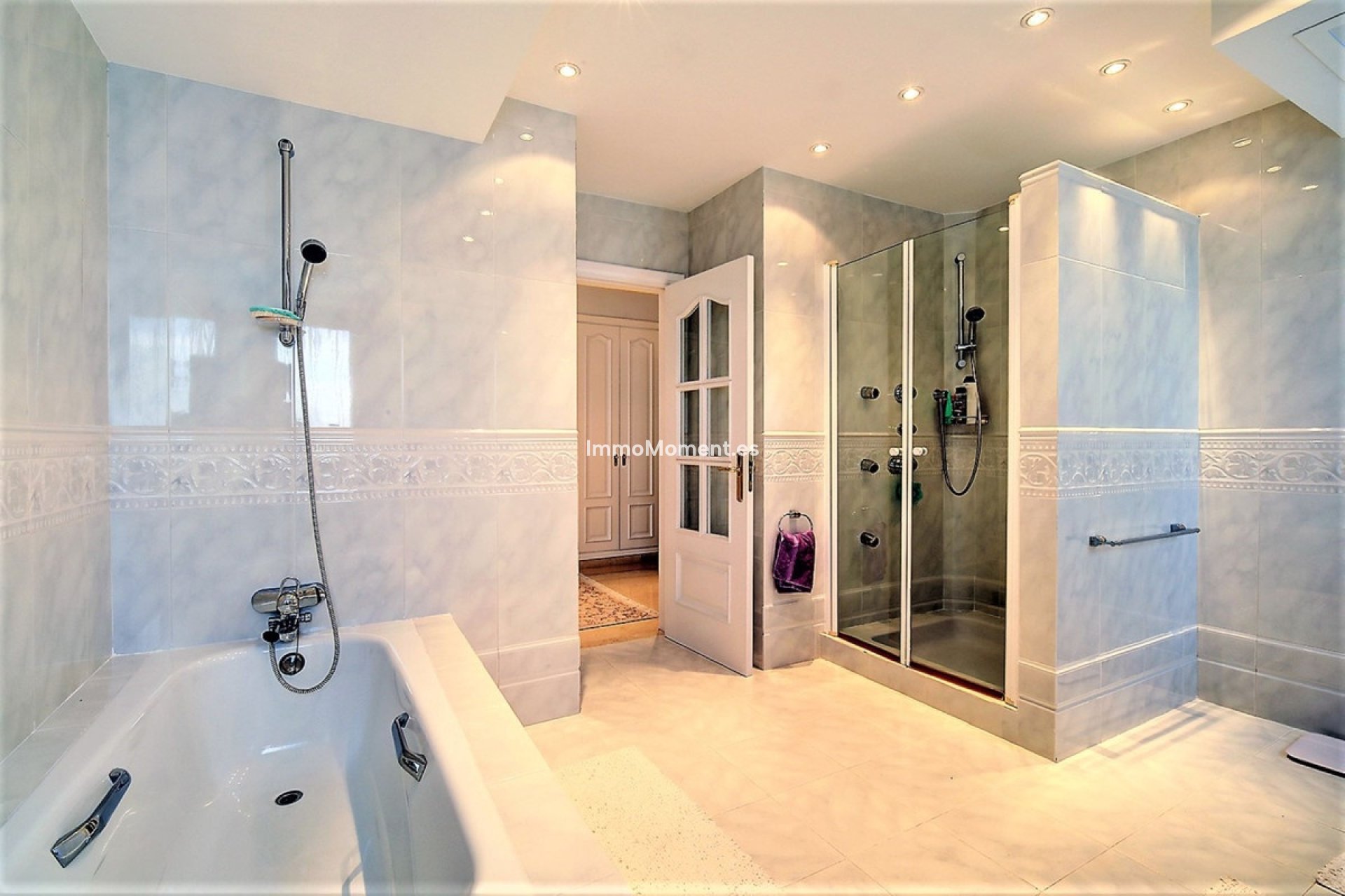 Resale - Villa - Estepona - Costalita