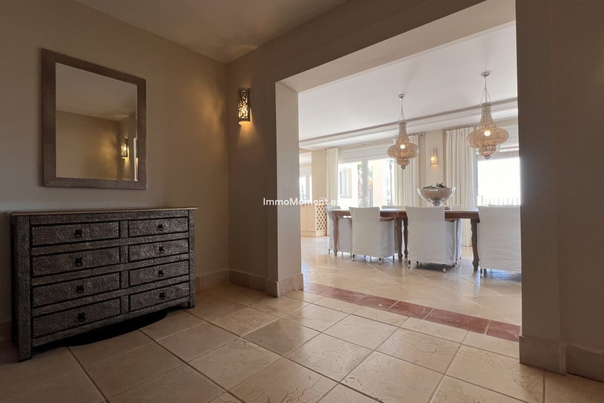 Resale - Villa - Estepona - El Padron