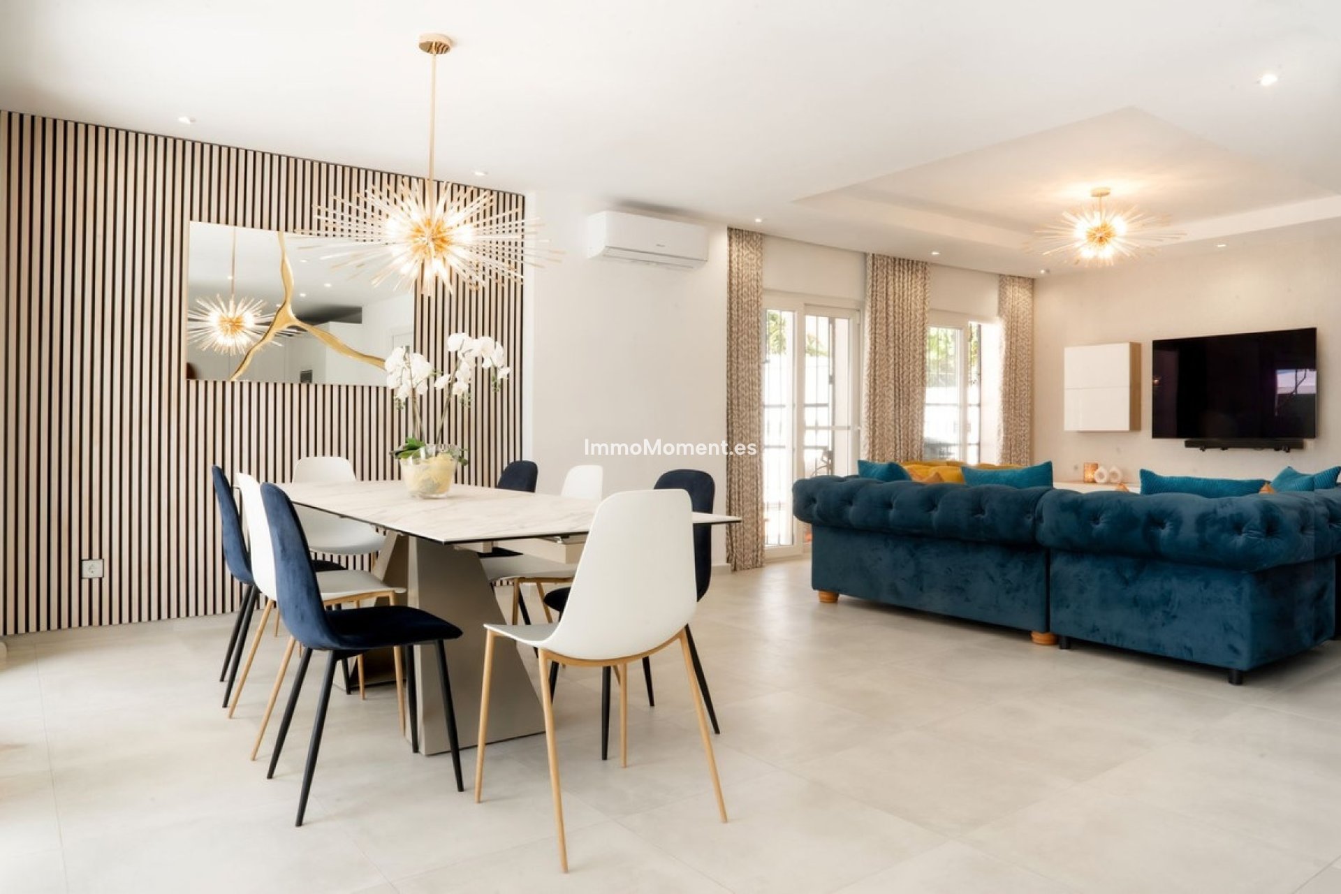 Resale - Villa - Estepona - Estepona Centro