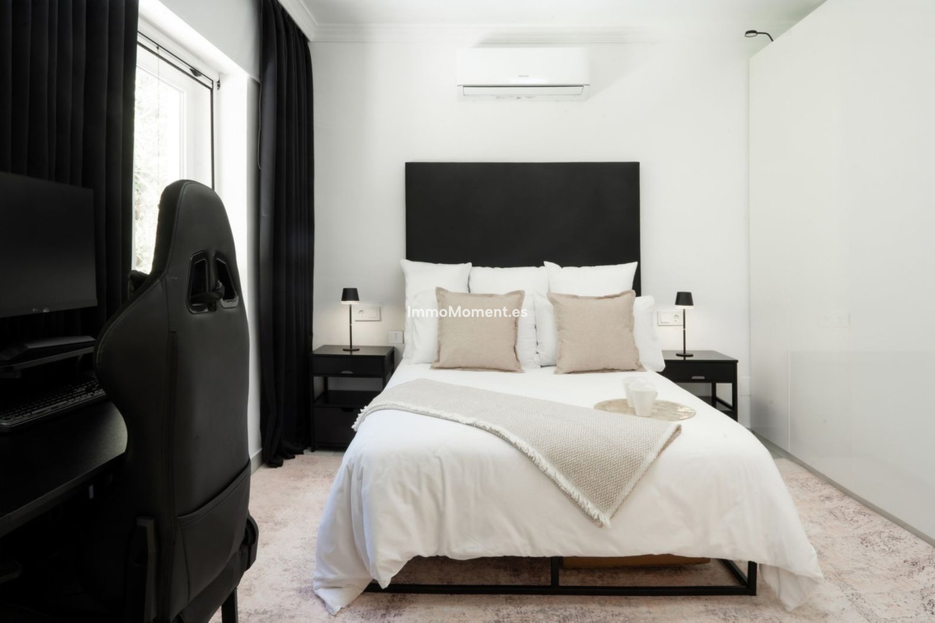 Resale - Villa - Estepona - Estepona Centro