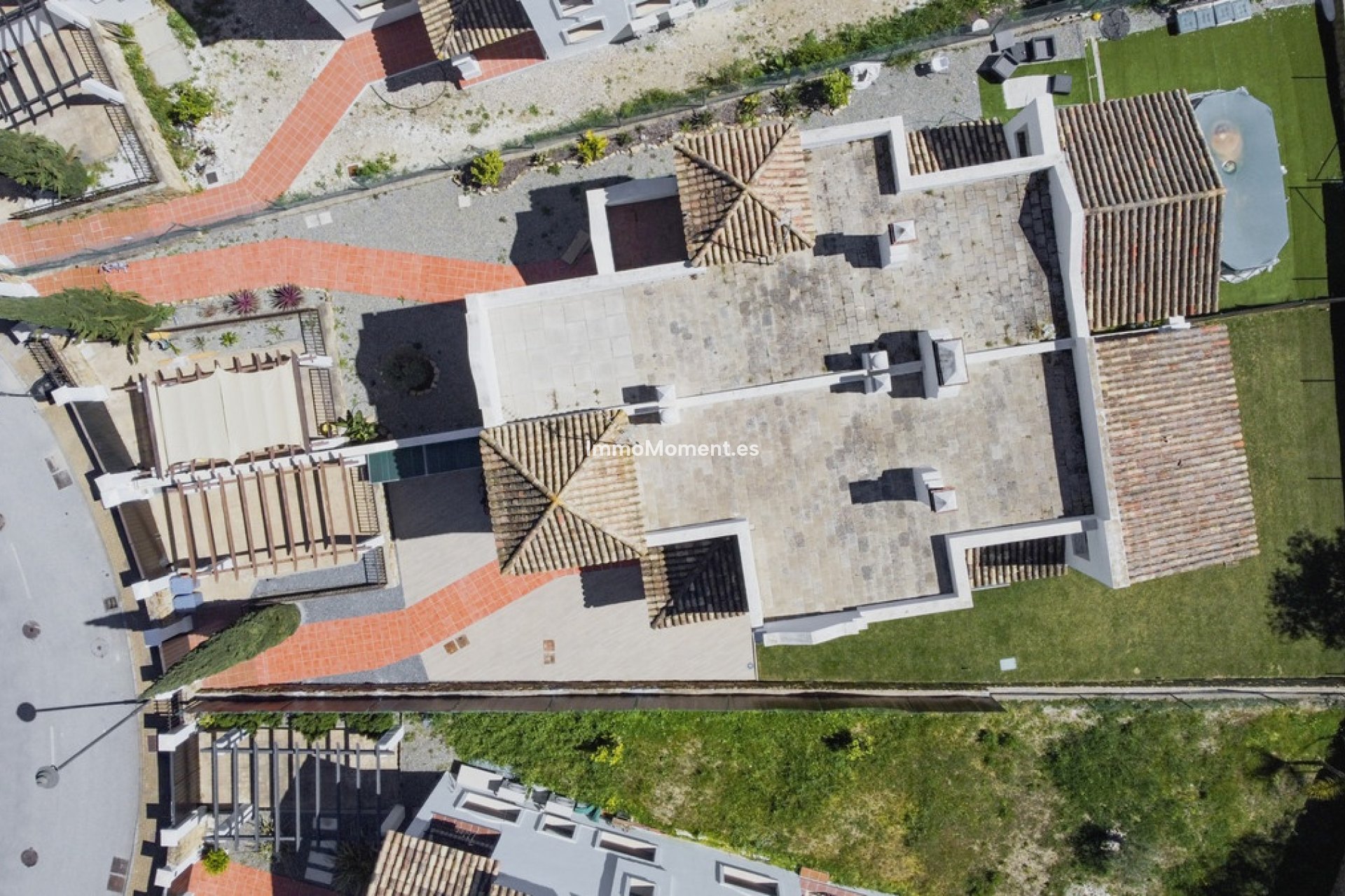 Resale - Villa - Estepona - Estepona Centro