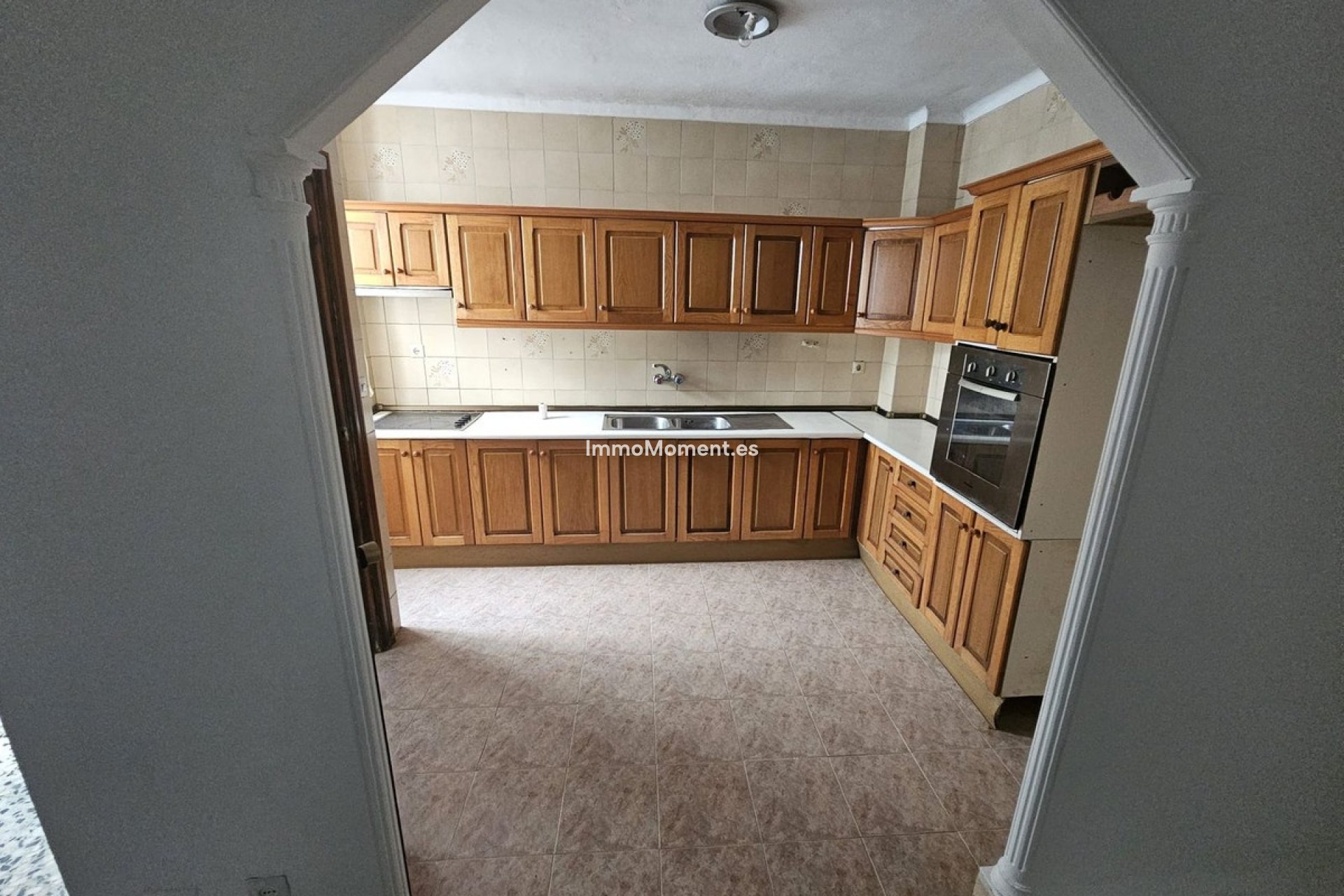 Resale - Villa - Estepona - Estepona Centro