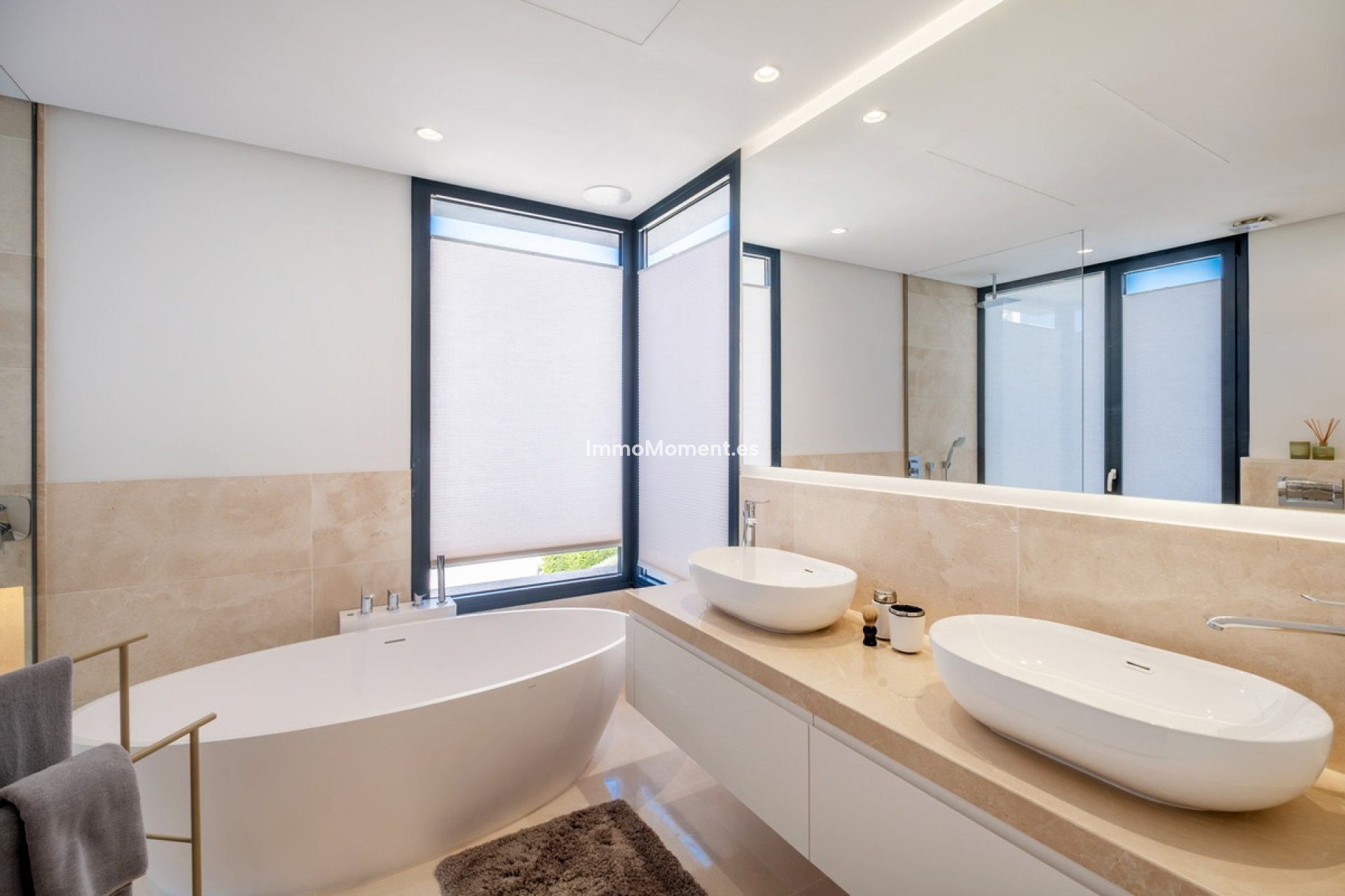 Resale - Villa - Estepona - Estepona Centro