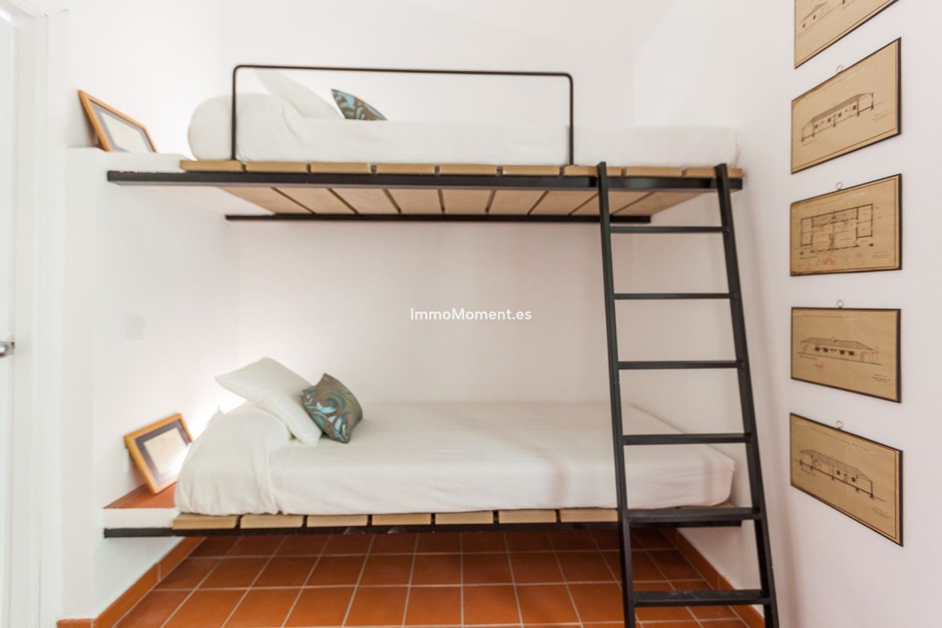 Resale - Villa - Estepona - Estepona Centro