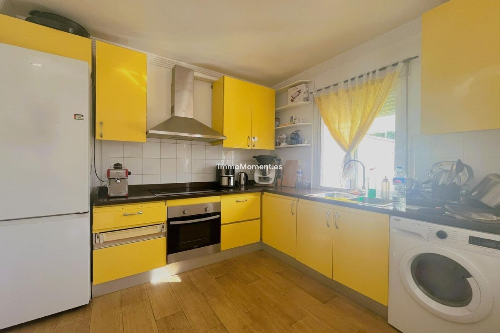 Resale - Villa - Estepona - Estepona Centro