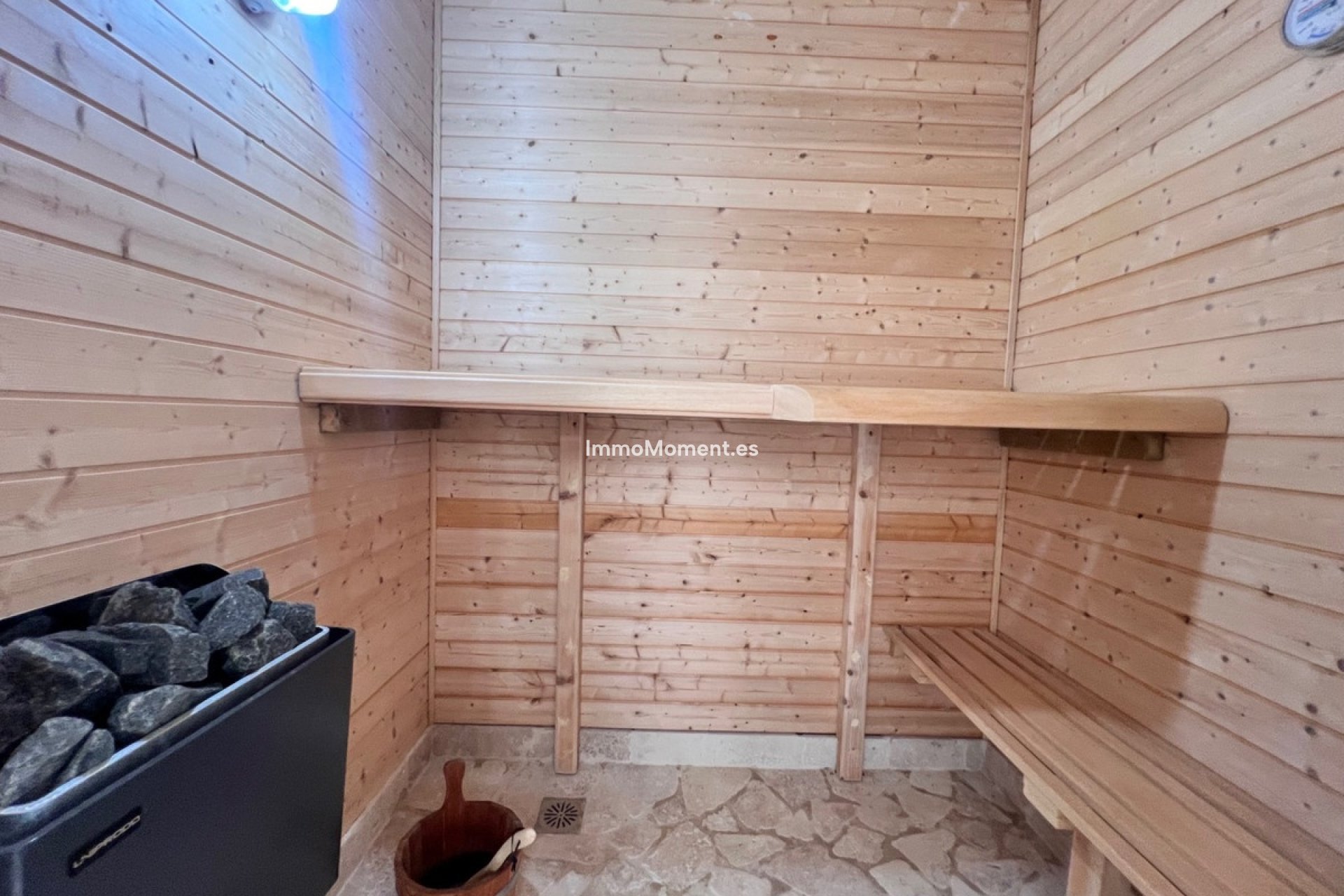 Resale - Villa - Estepona - Estepona Centro