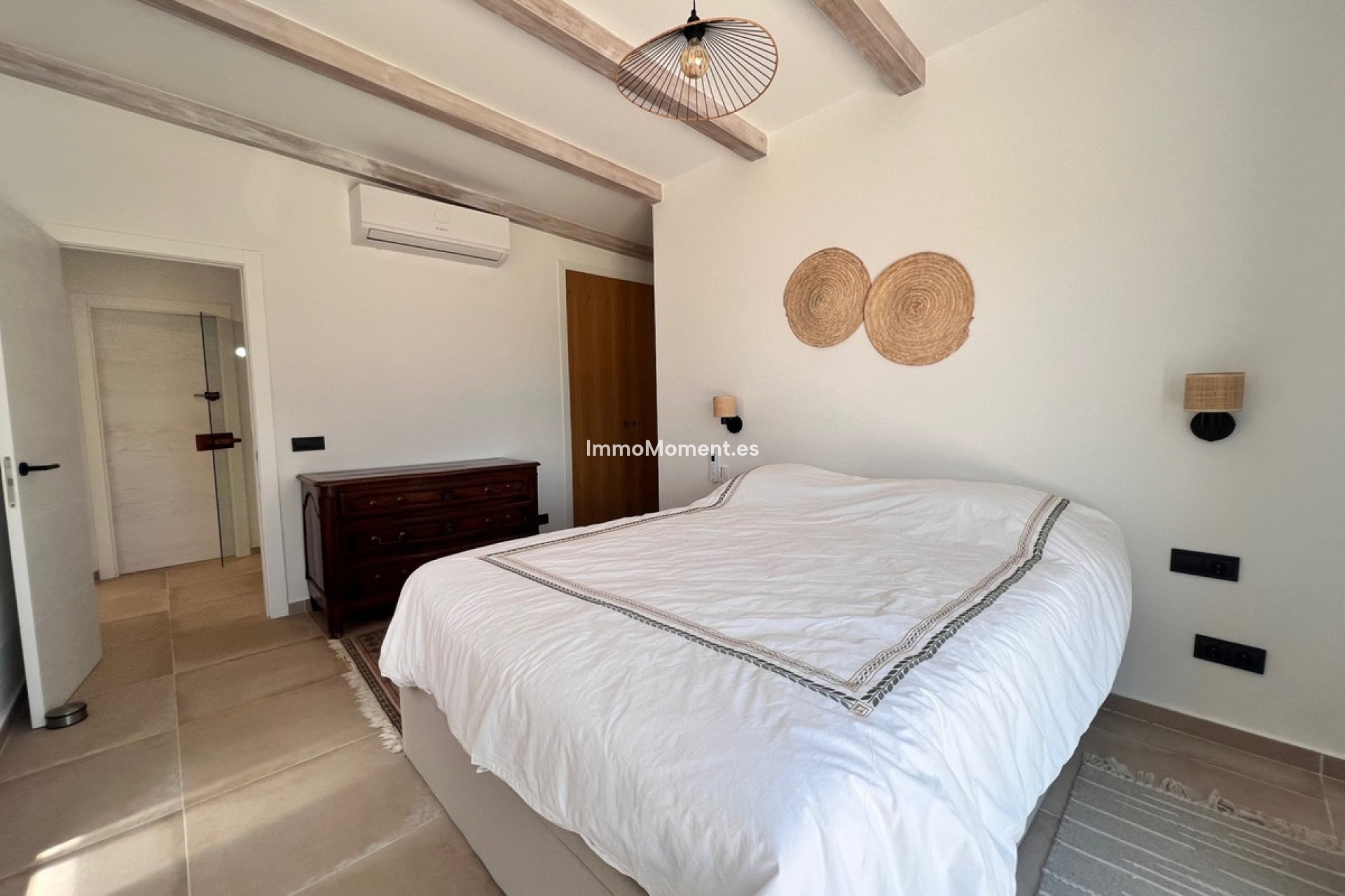 Resale - Villa - Estepona - Estepona Centro