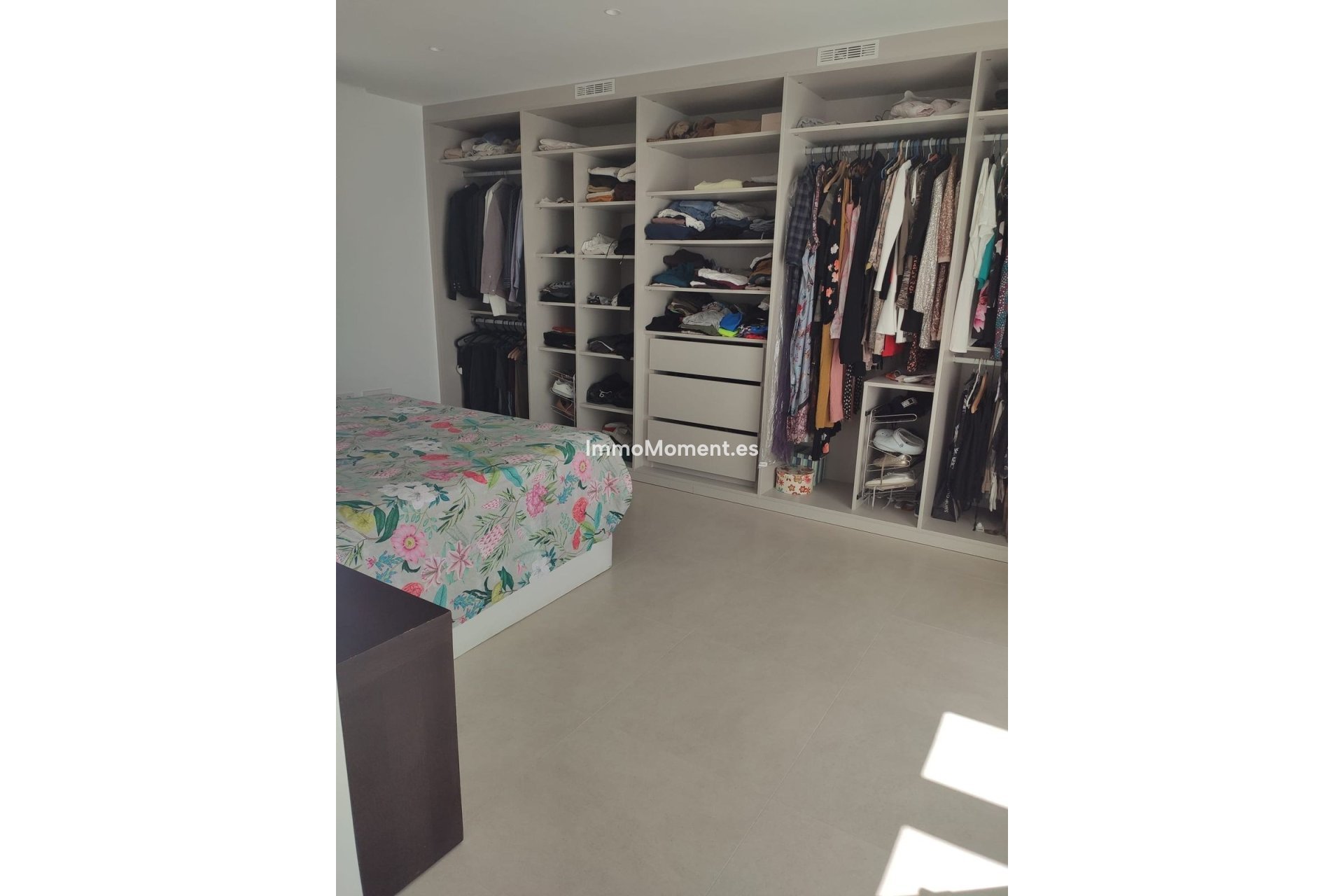 Resale - Villa - Estepona - Estepona Centro