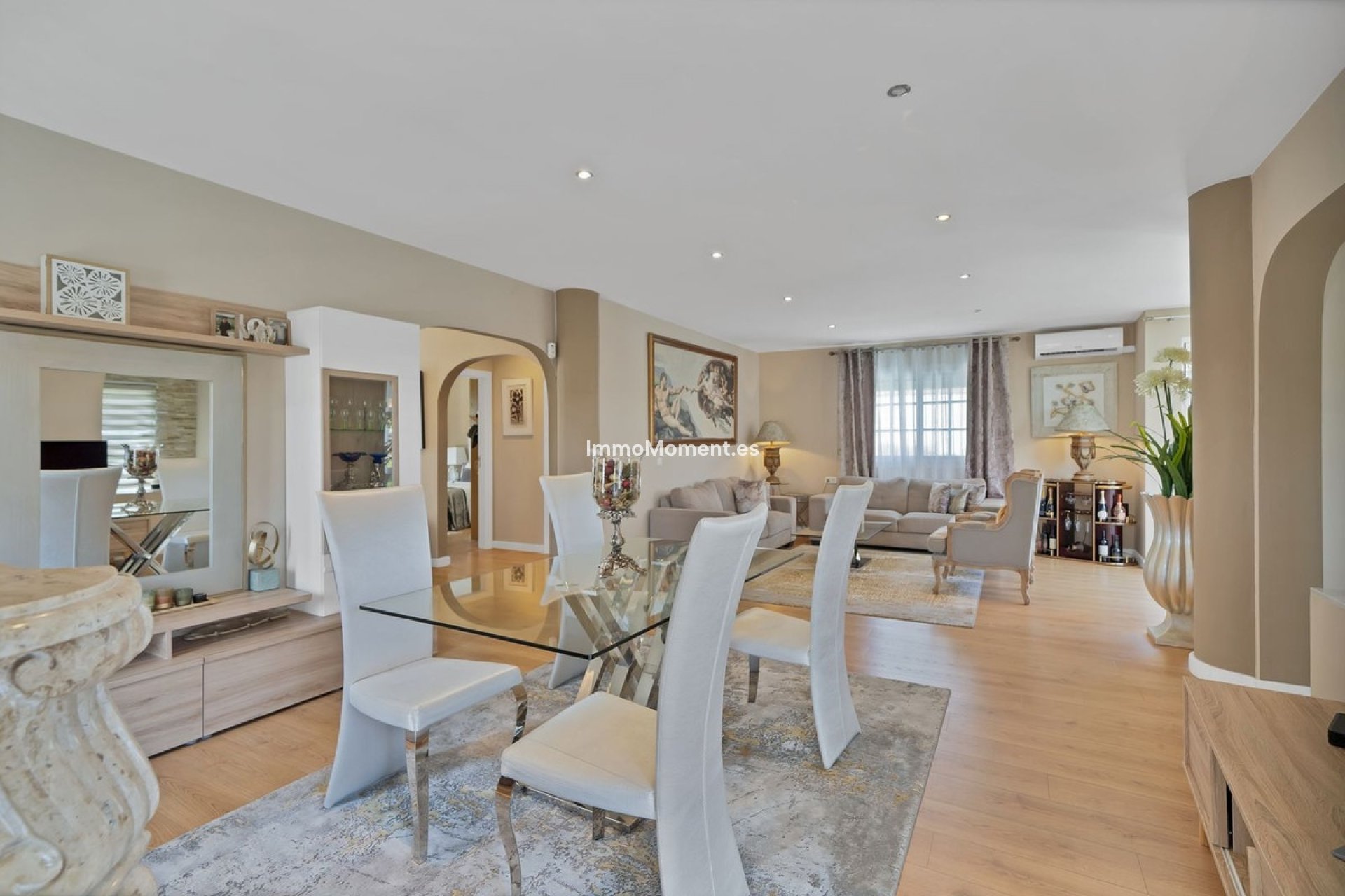 Resale - Villa - Estepona - Estepona Centro