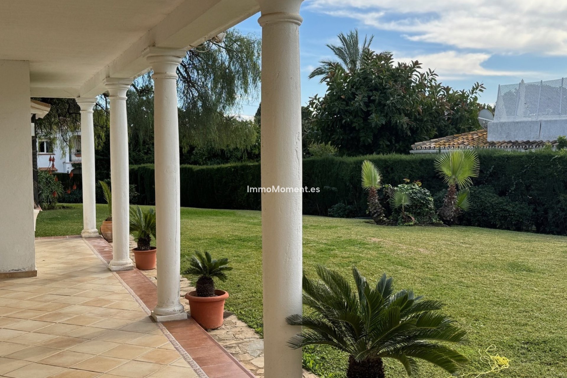 Resale - Villa - Estepona - Estepona Centro