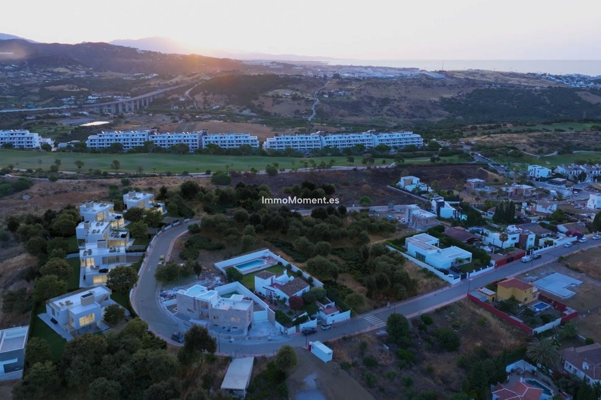 Resale - Villa - Estepona - Estepona Centro