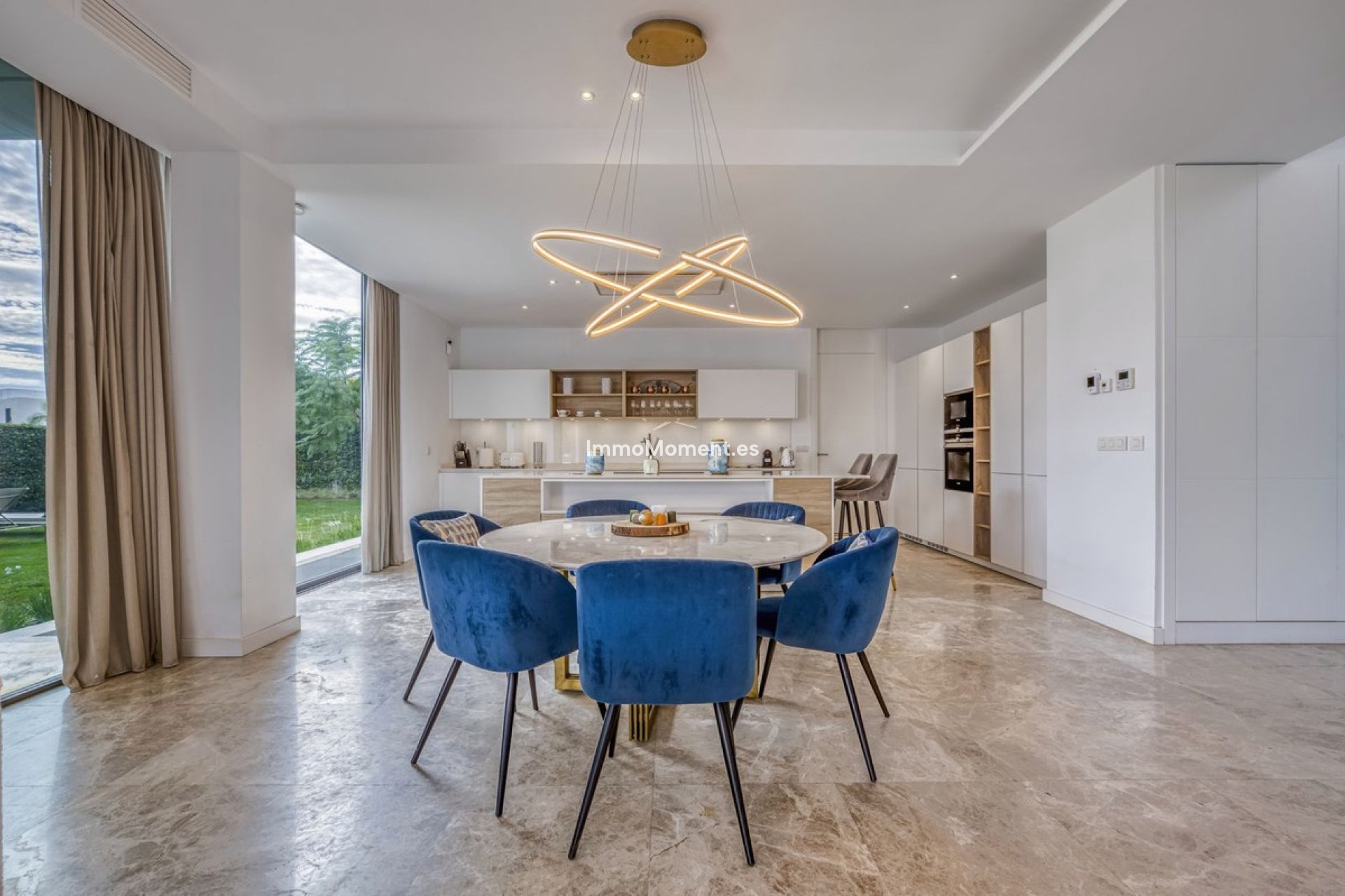 Resale - Villa - Estepona - Estepona Centro