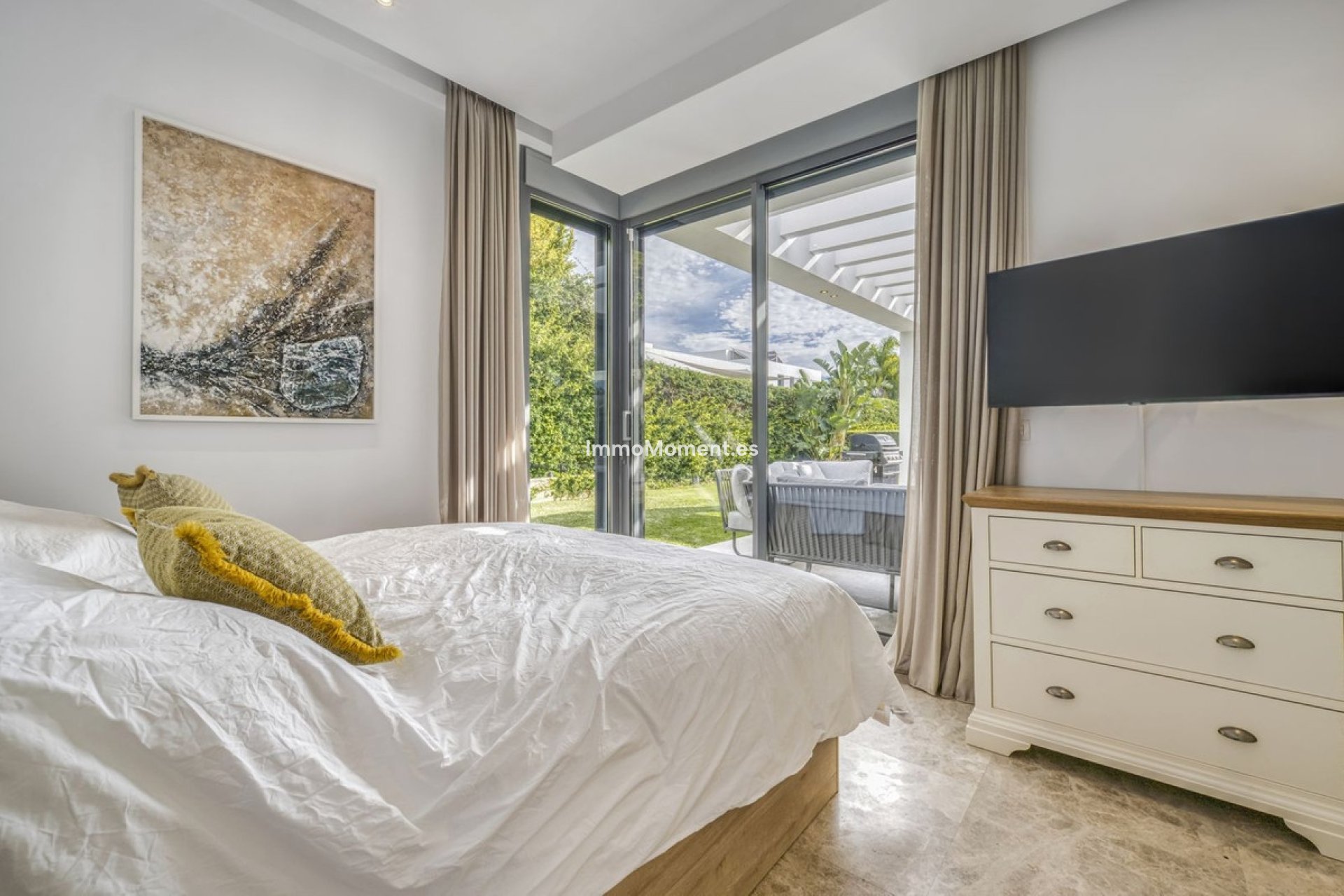 Resale - Villa - Estepona - Estepona Centro