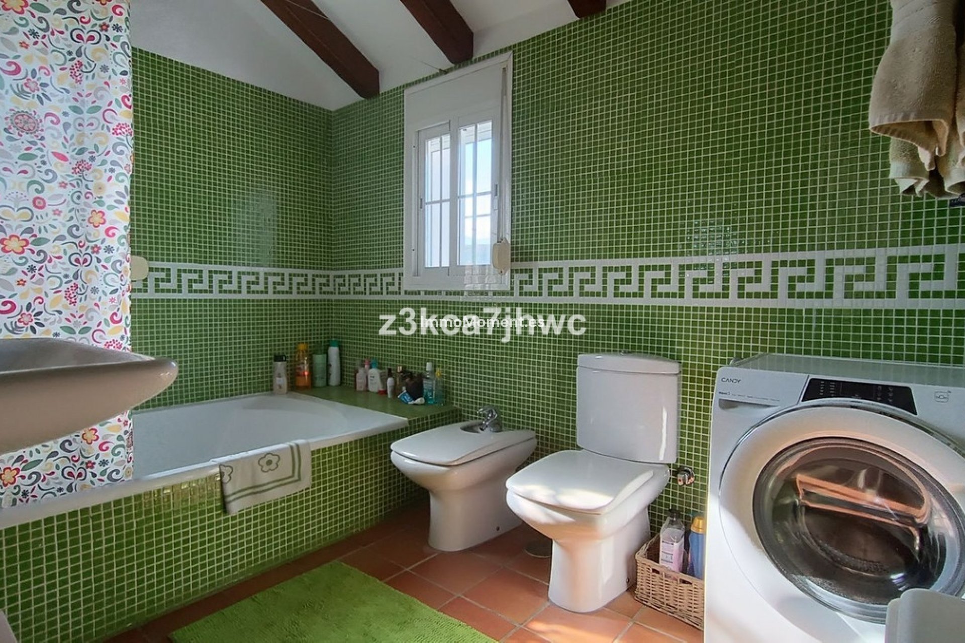 Resale - Villa - Estepona - Estepona Centro