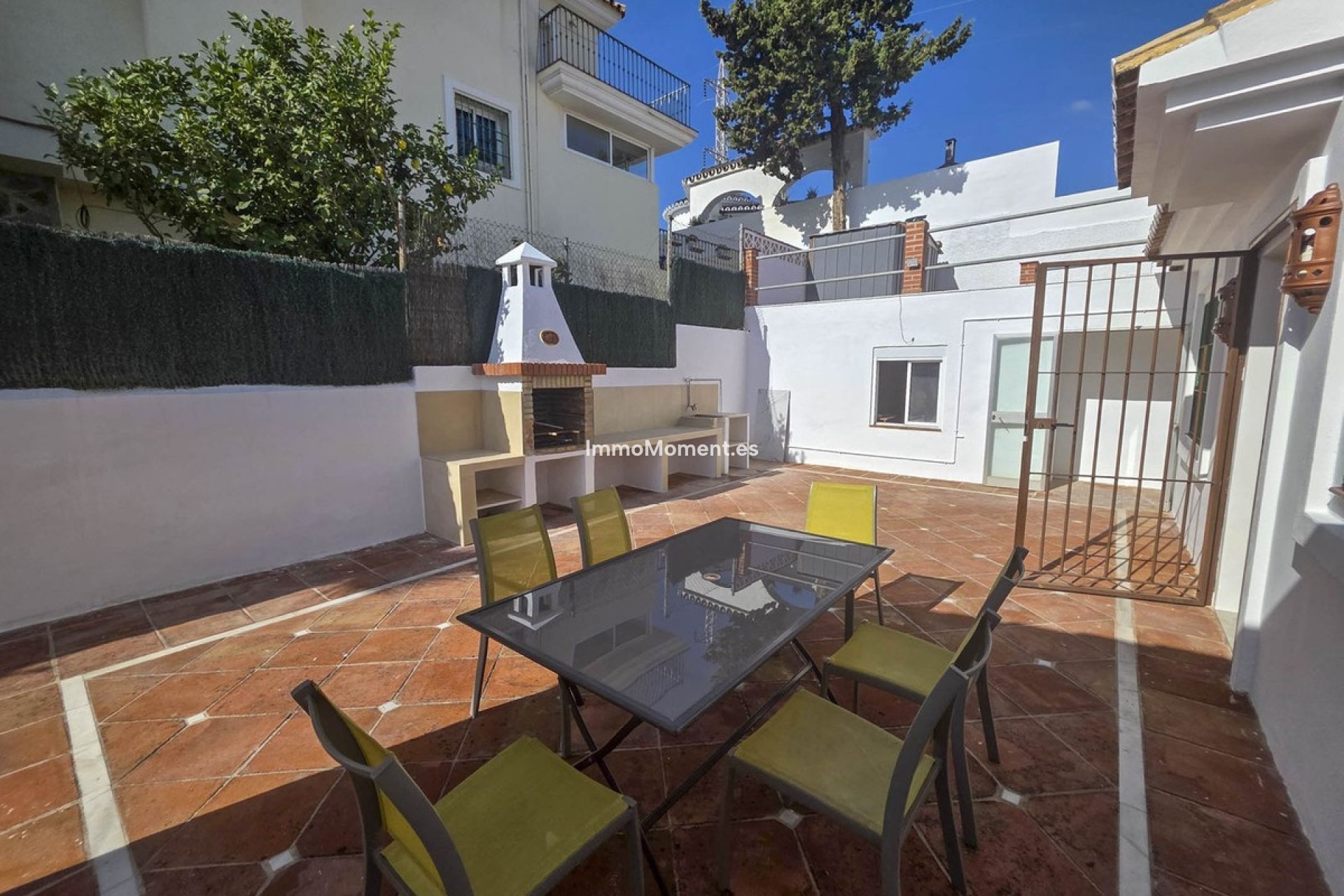 Resale - Villa - Estepona - Estepona Centro