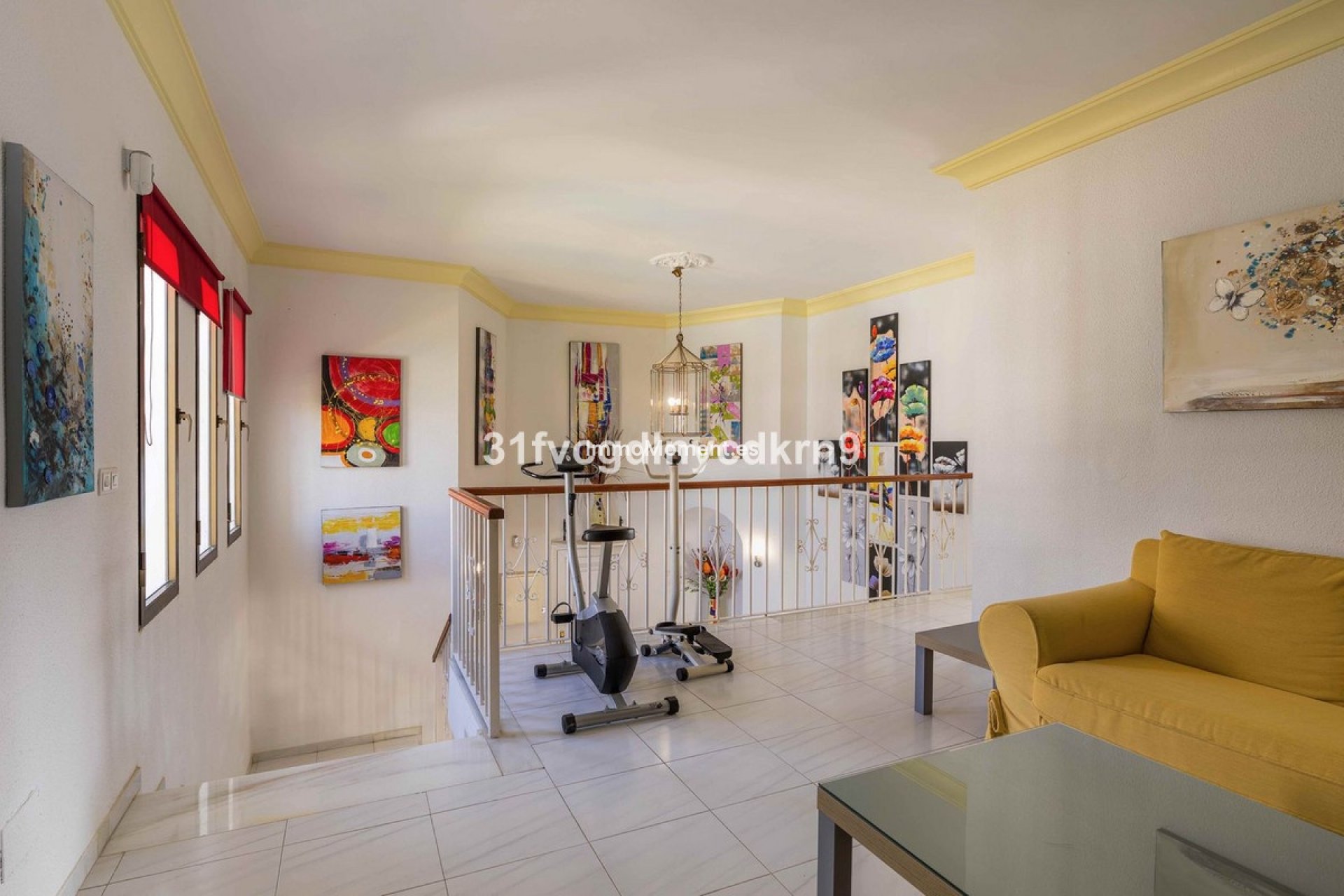 Resale - Villa - Estepona - Estepona Centro