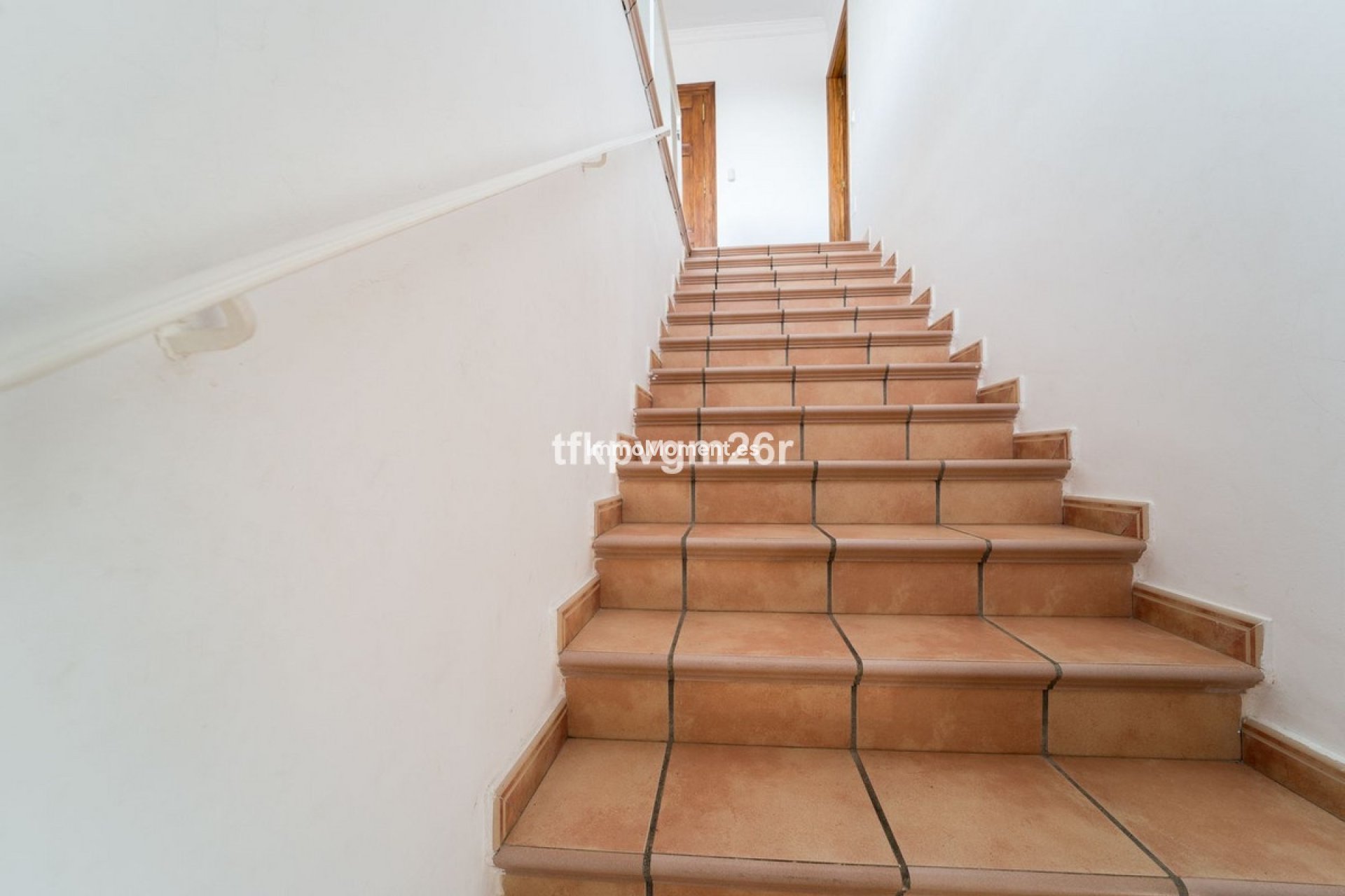 Resale - Villa - Estepona - Estepona Centro