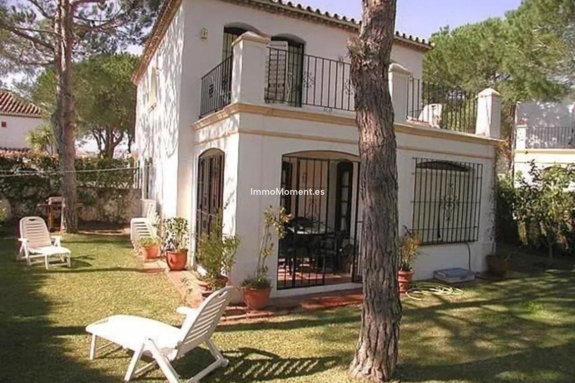 Resale - Villa - Estepona - Estepona Centro