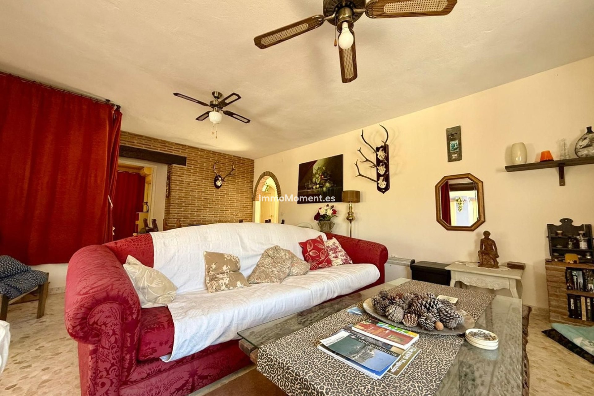 Resale - Villa - Estepona - Estepona Centro