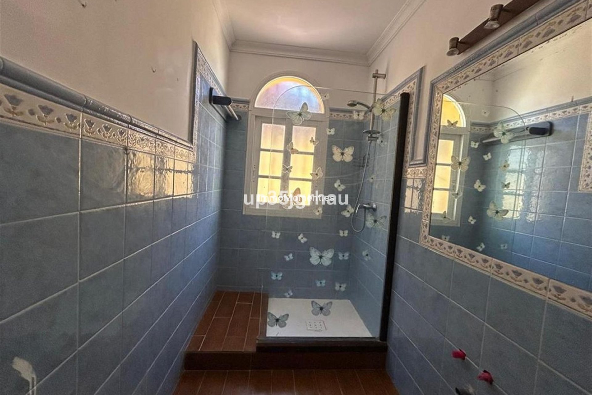 Resale - Villa - Estepona - Estepona Centro