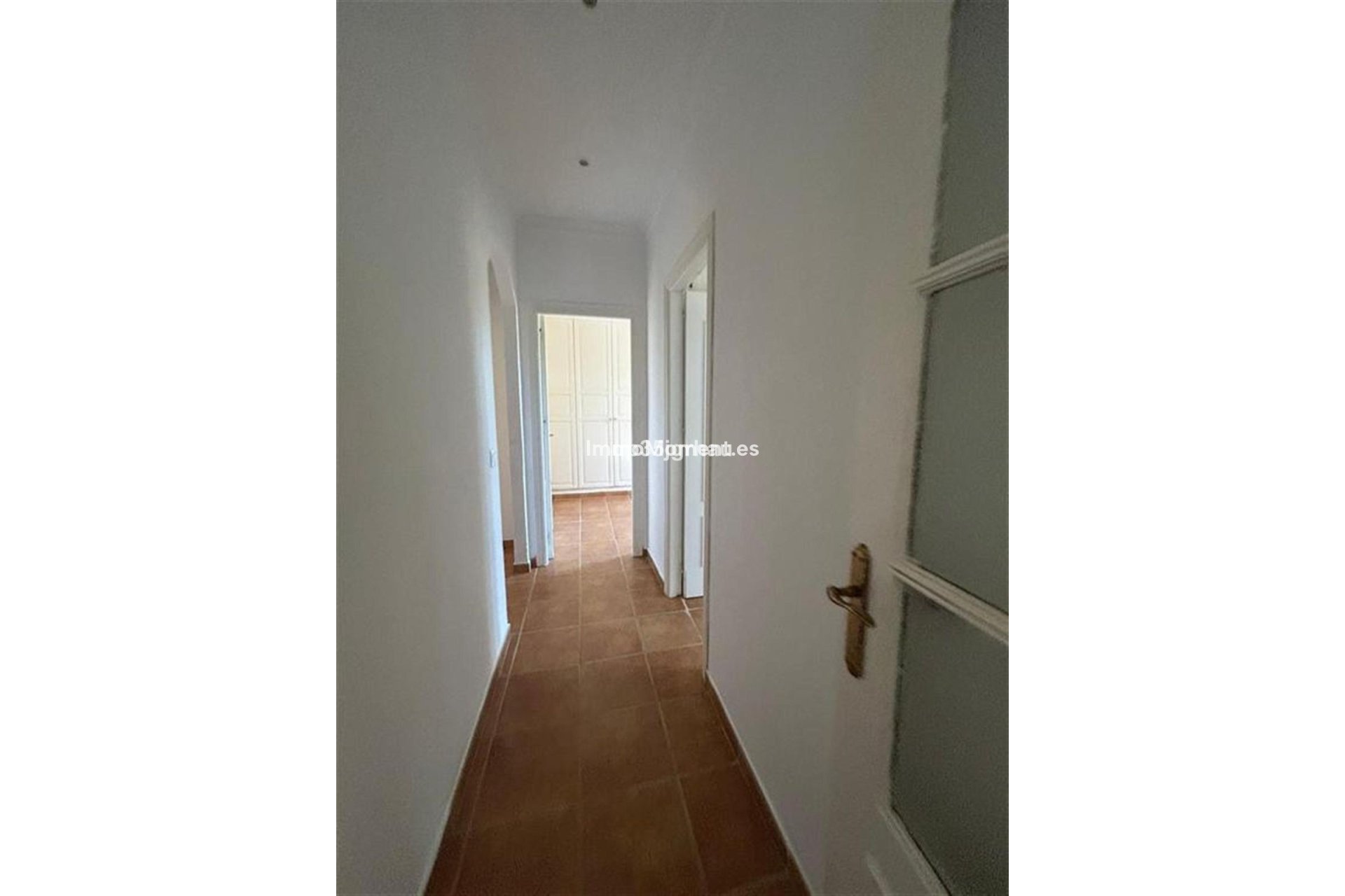 Resale - Villa - Estepona - Estepona Centro