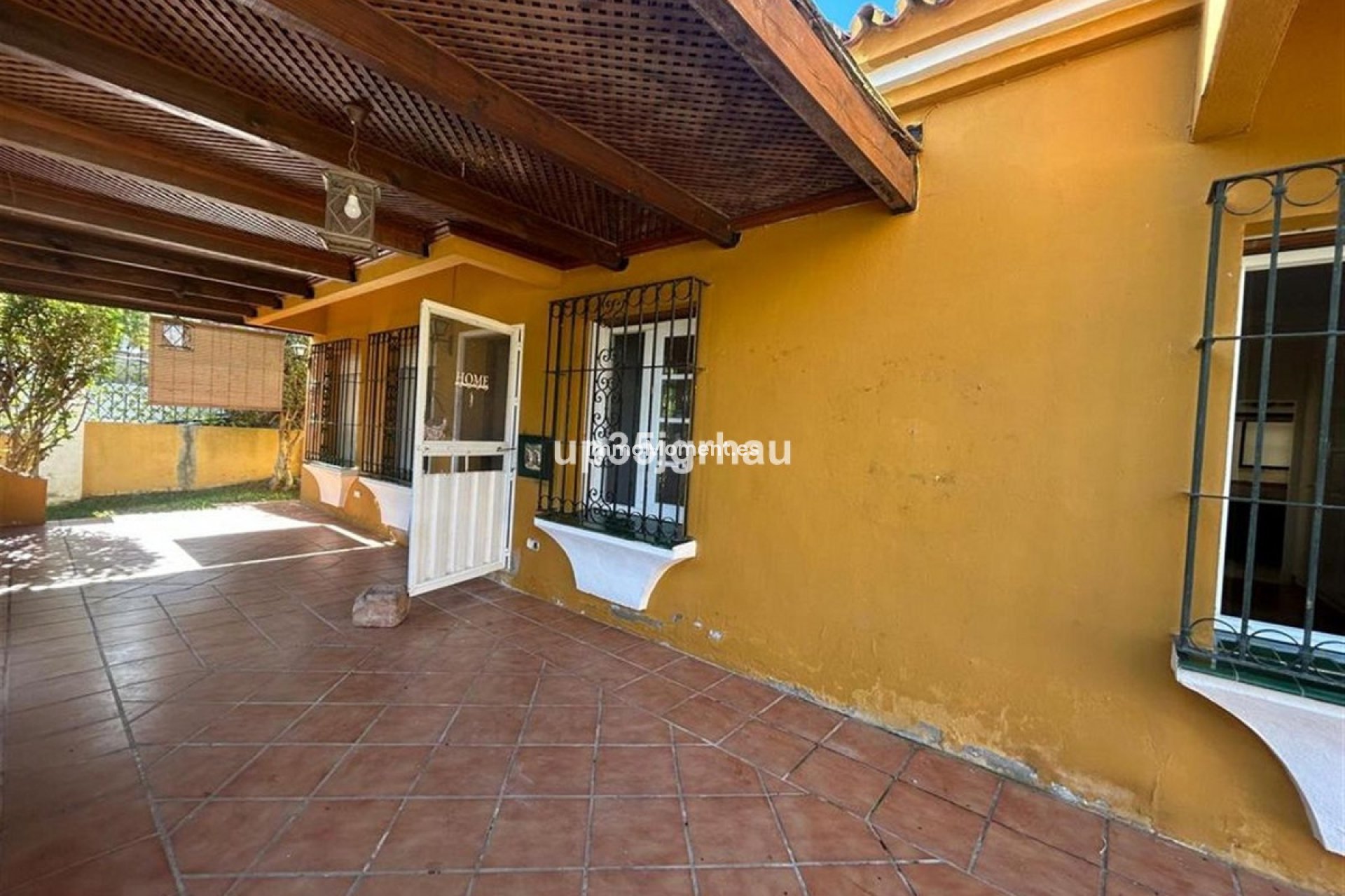 Resale - Villa - Estepona - Estepona Centro