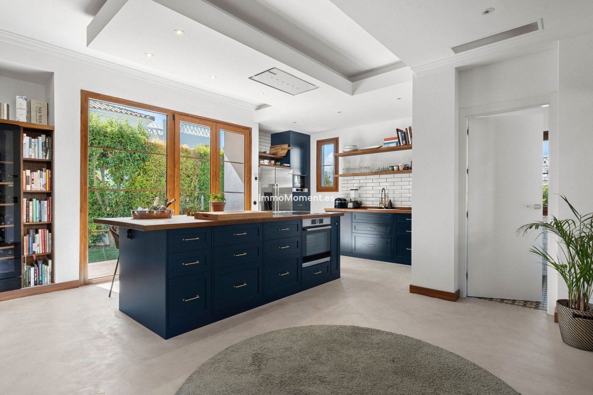 Resale - Villa - Estepona - Estepona Centro