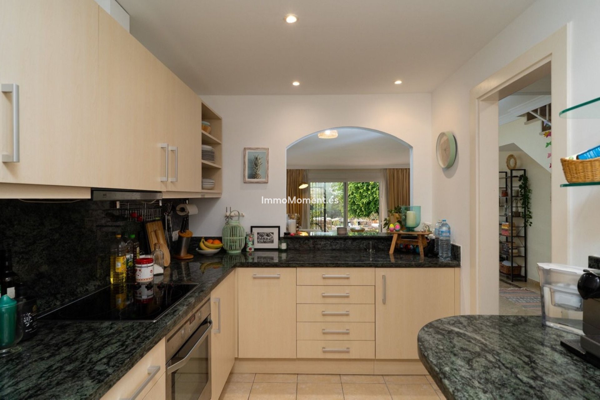 Resale - Villa - Estepona - Estepona Centro