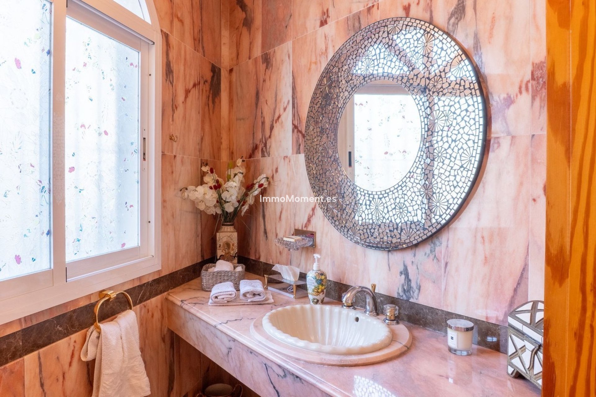 Resale - Villa - Estepona - New Golden Mile