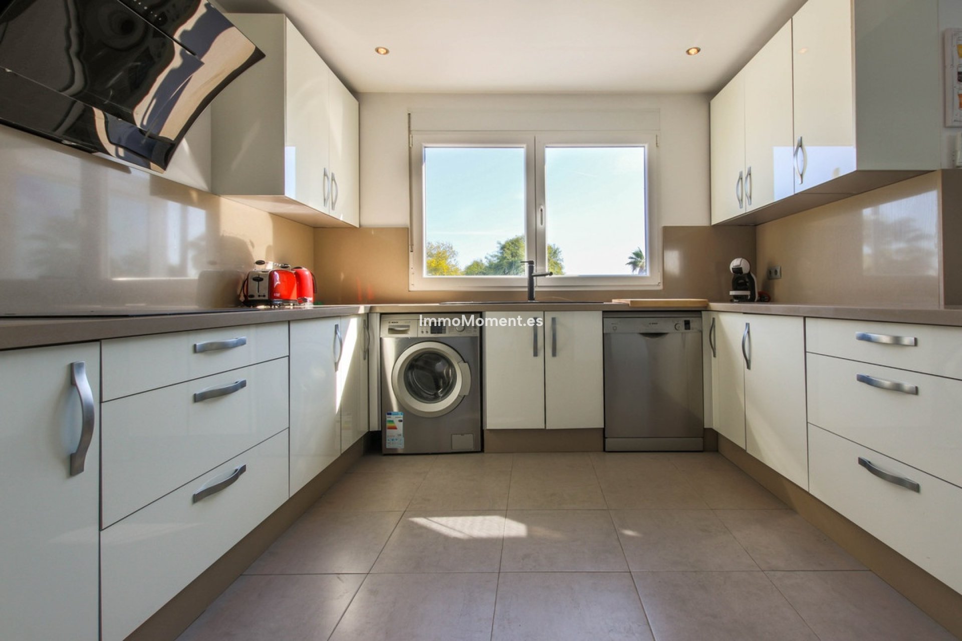 Resale - Villa - Estepona - New Golden Mile