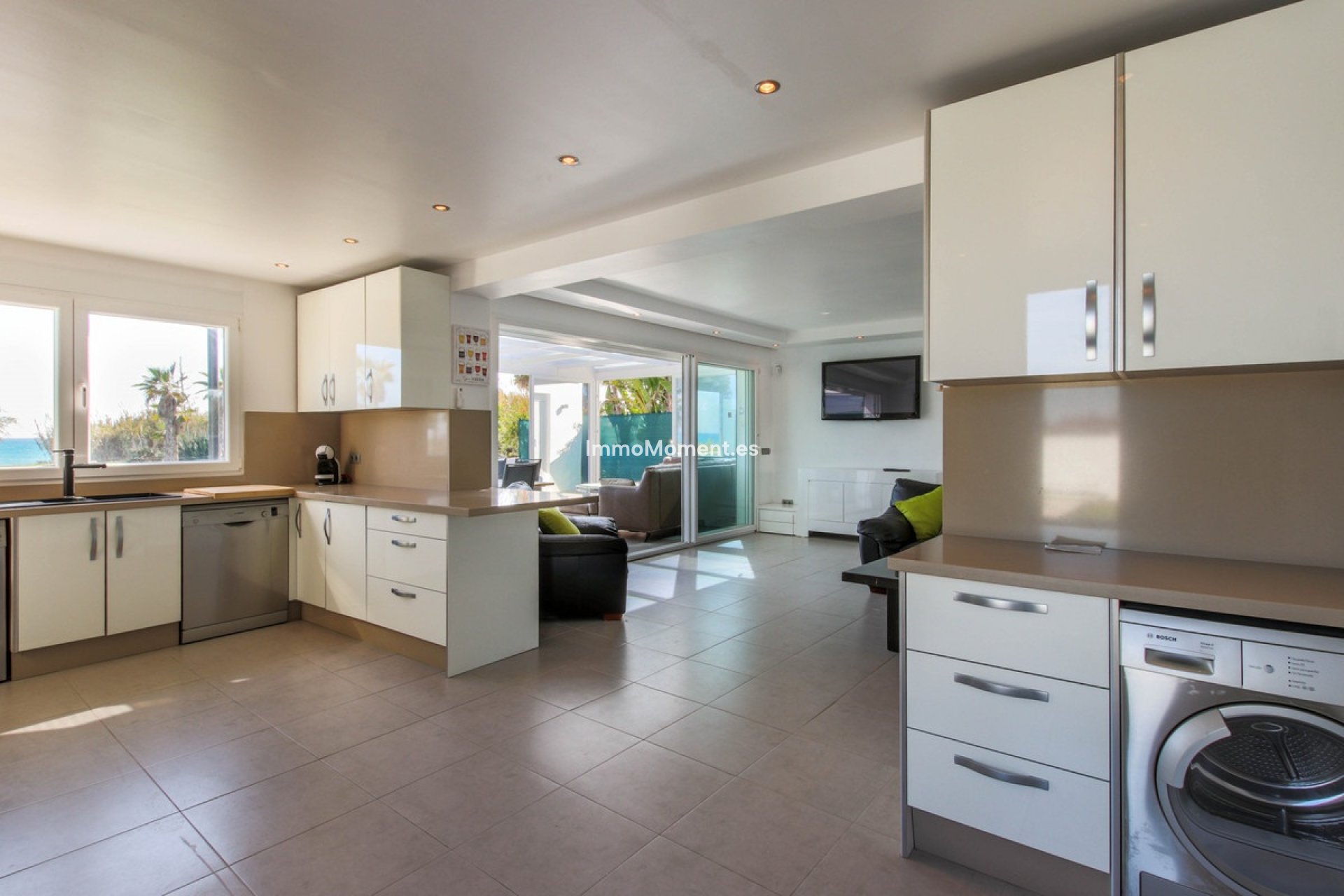 Resale - Villa - Estepona - New Golden Mile