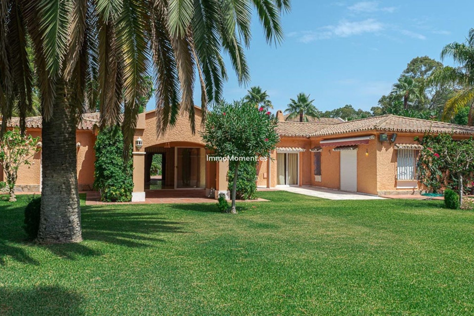 Resale - Villa - Estepona - New Golden Mile