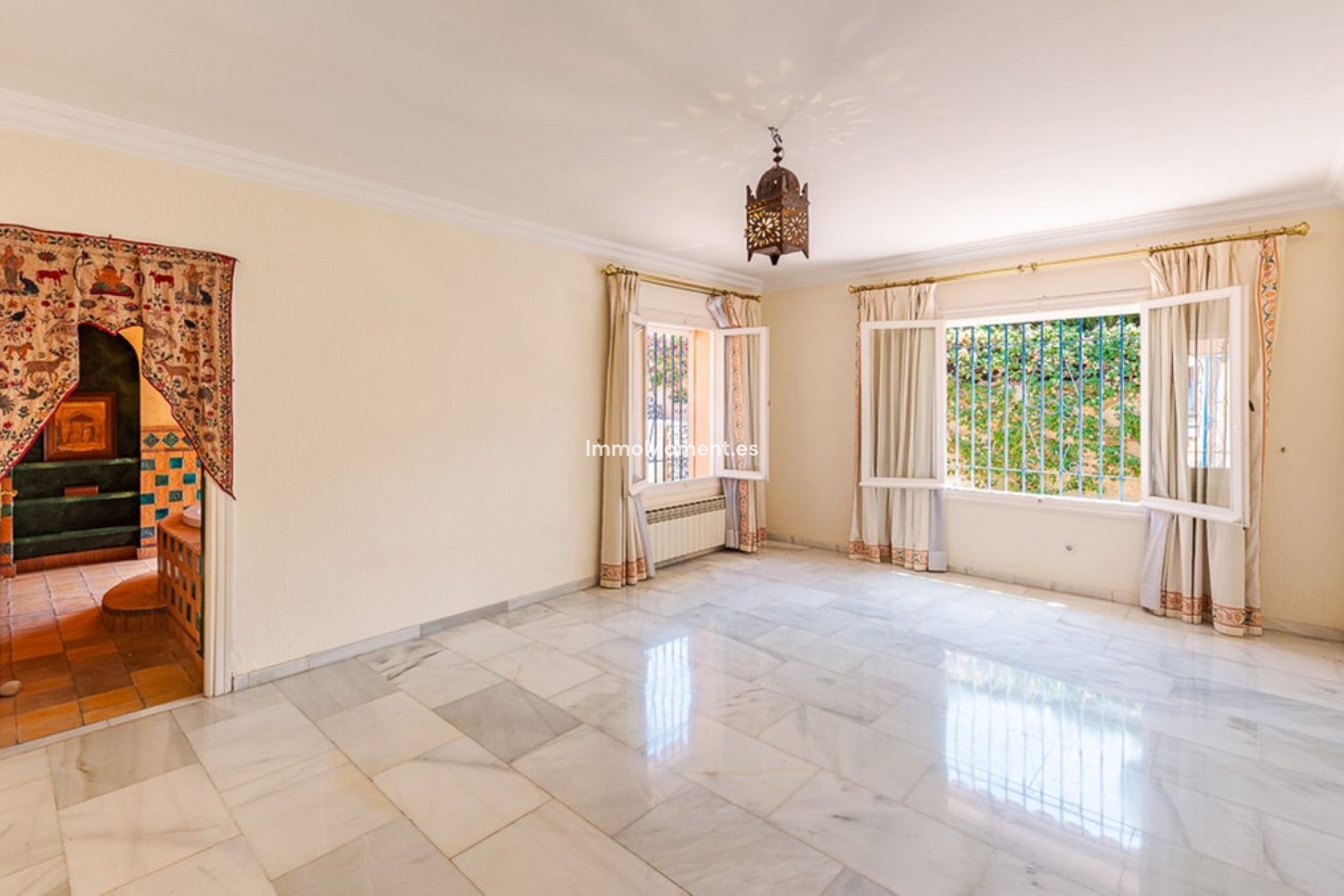 Resale - Villa - Estepona - New Golden Mile