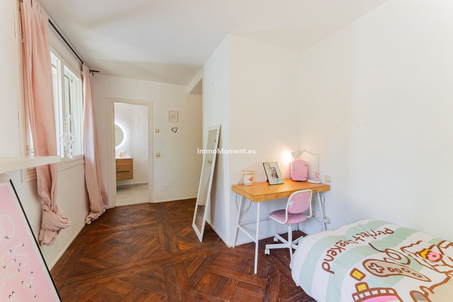 Resale - Villa - Estepona - New Golden Mile