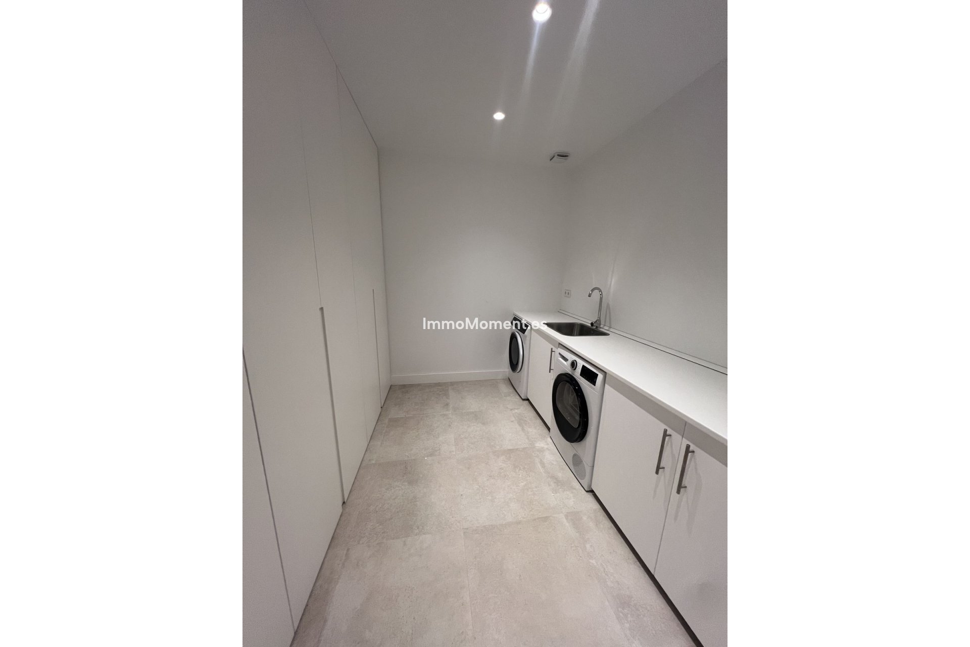 Resale - Villa - Estepona - New Golden Mile