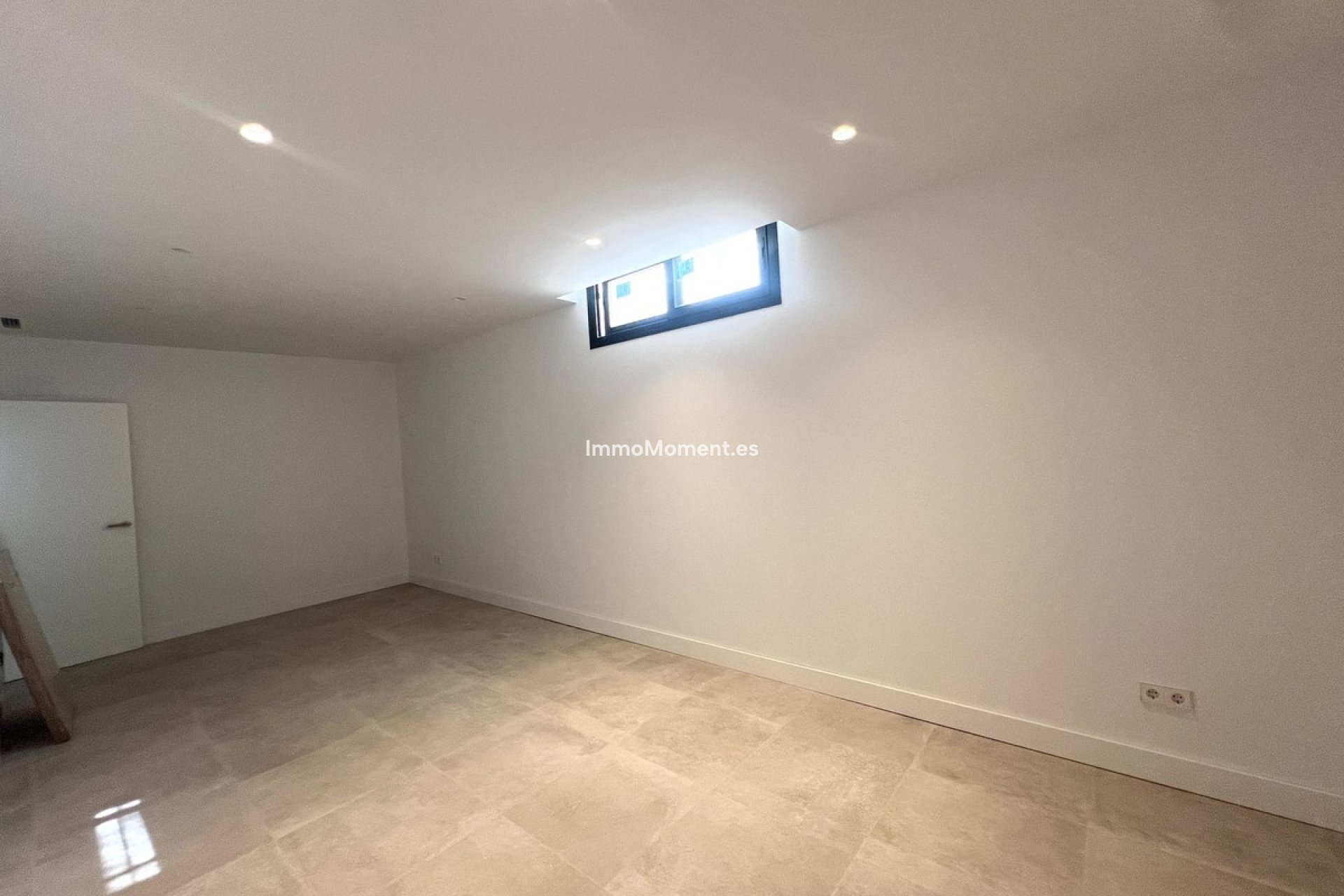 Resale - Villa - Estepona - New Golden Mile